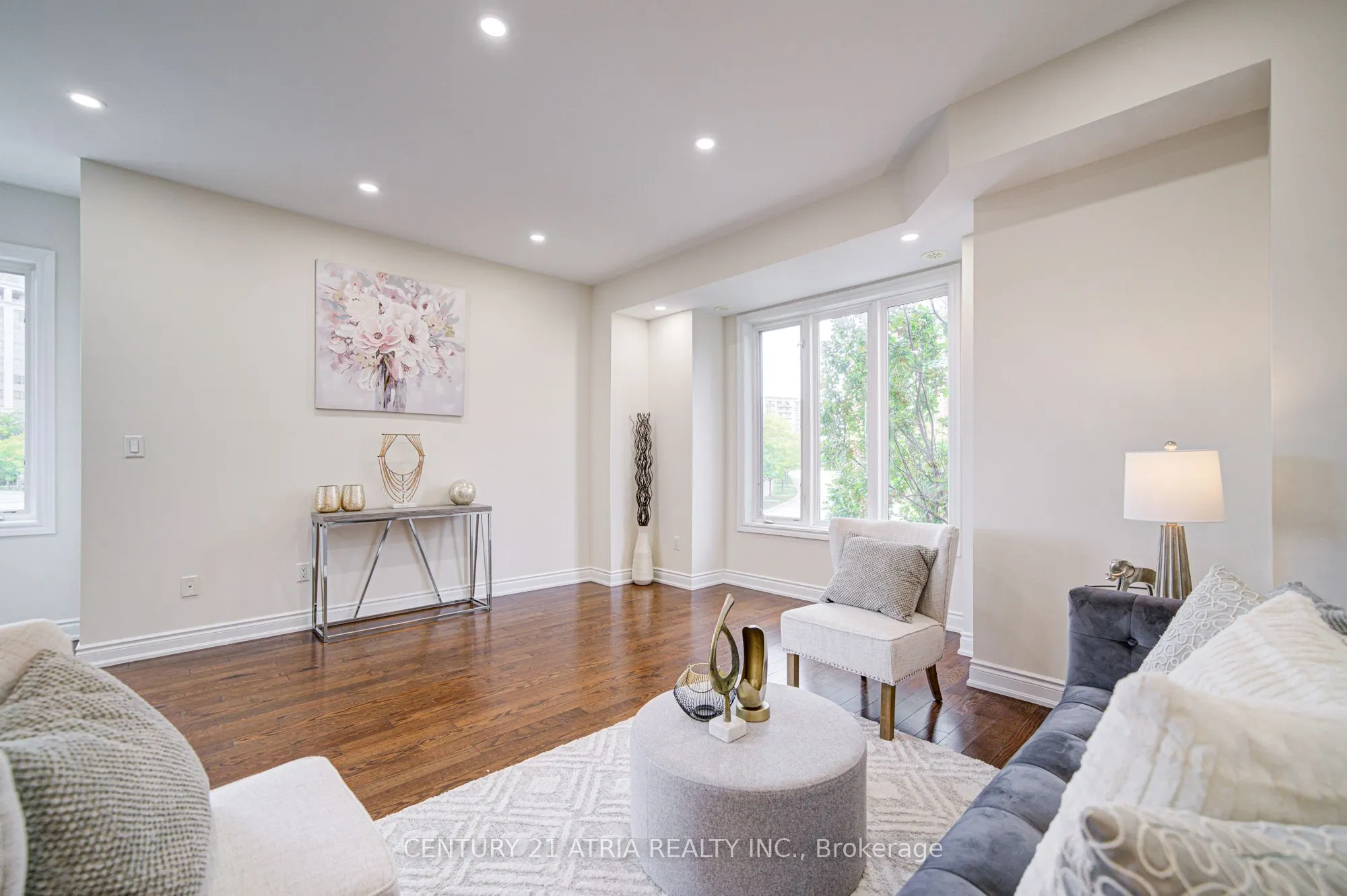 215 South park Road, #1