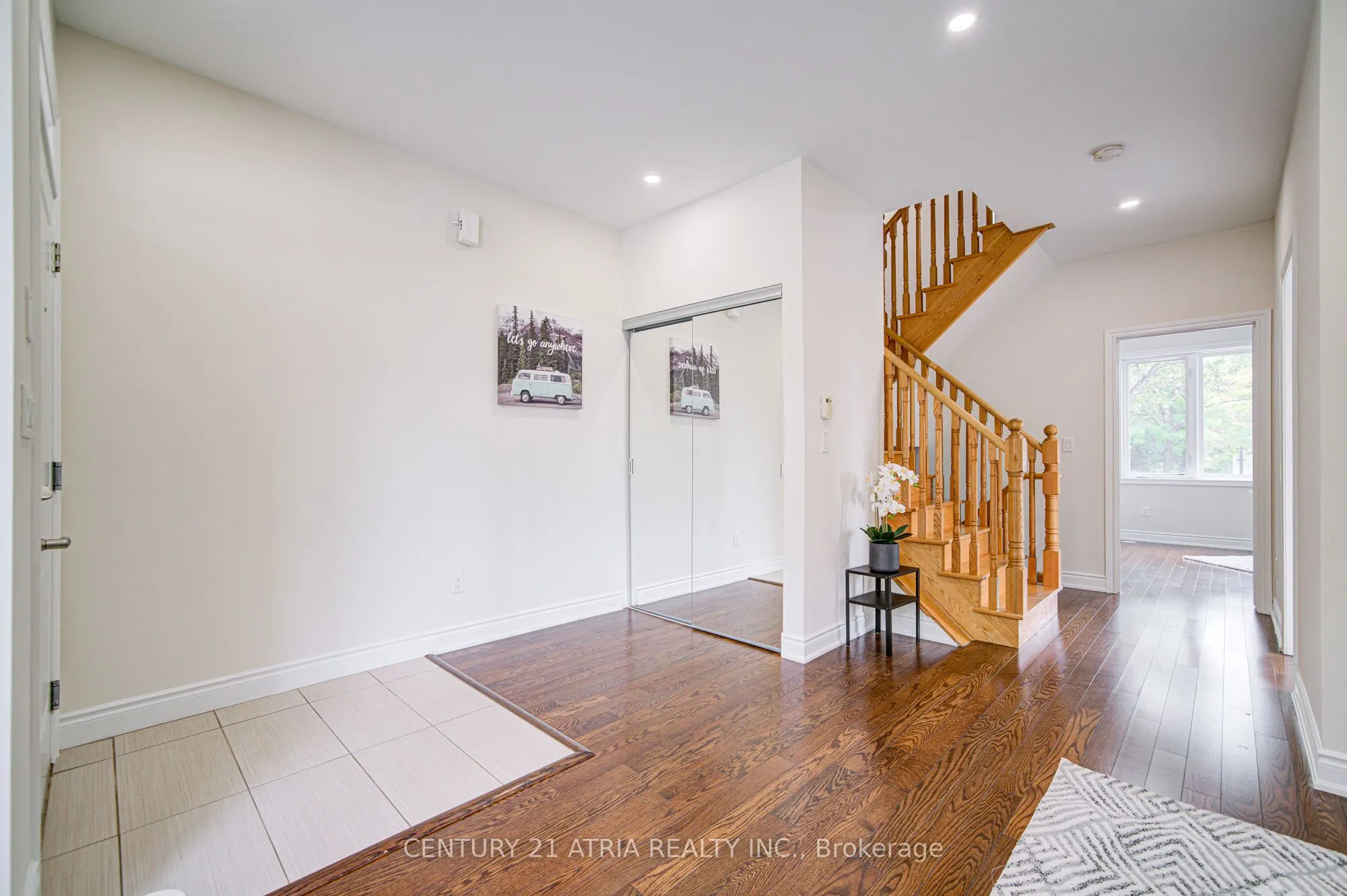 215 South park Road, #1