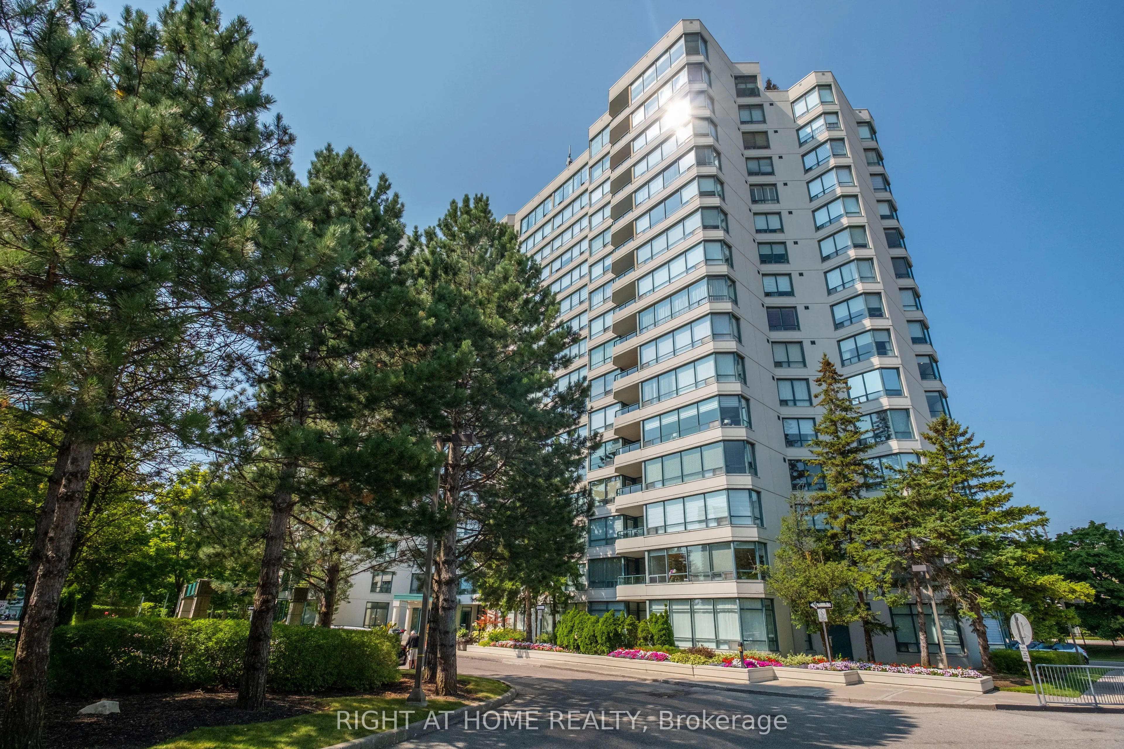 120 Promenade Circle, #307