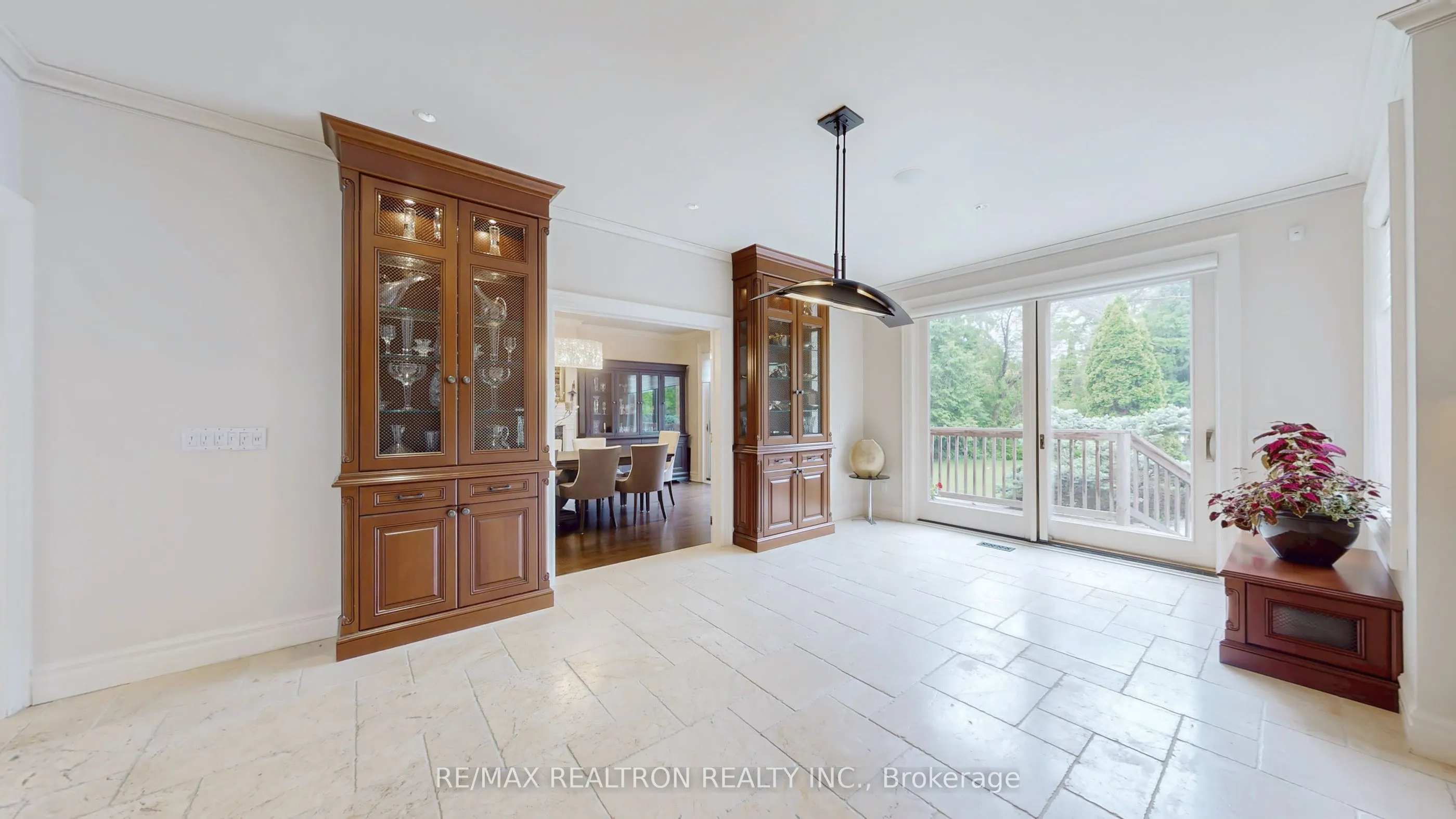 22 Valloncliffe Road
