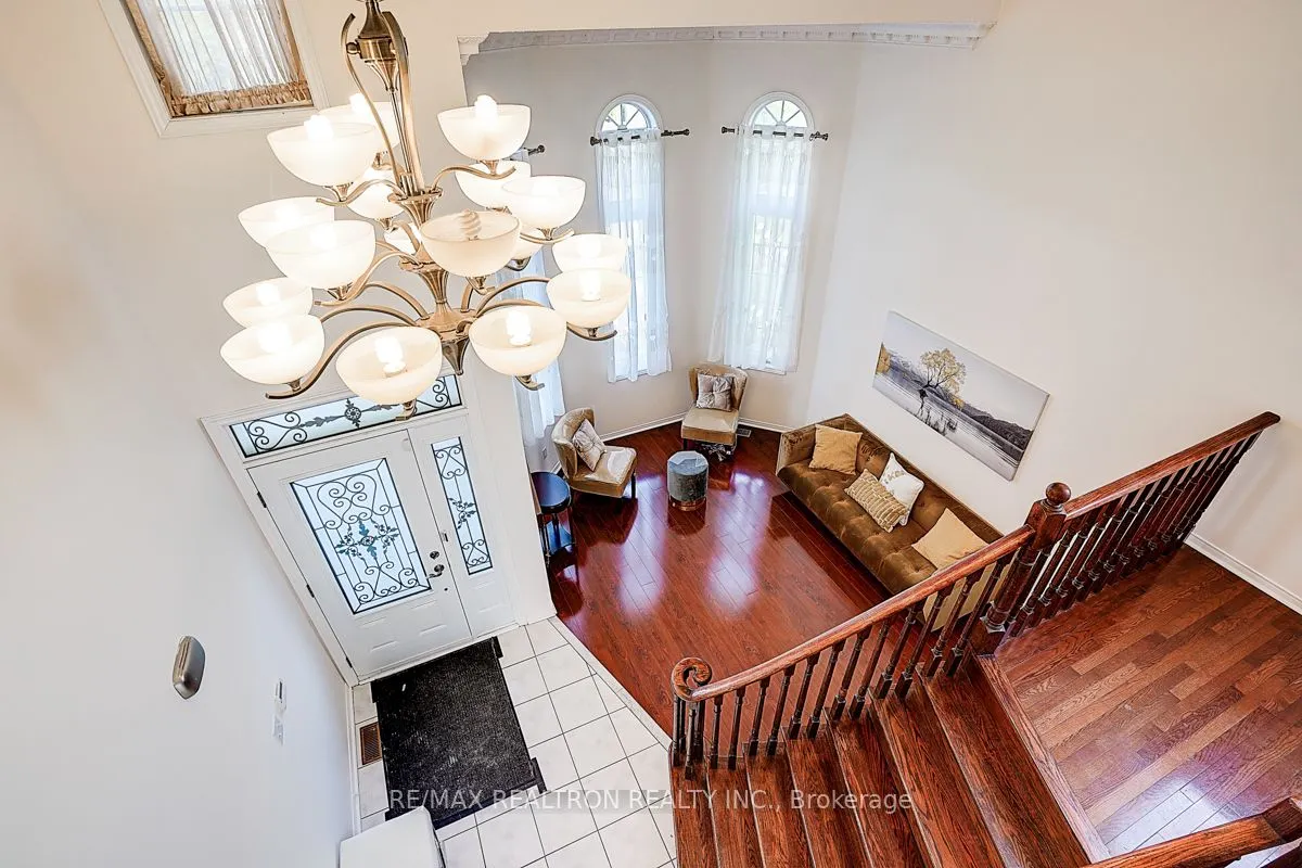 22 Alfred Paterson Drive, #Main/2nd