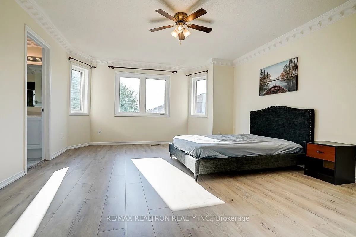 22 Alfred Paterson Drive, #Main/2nd