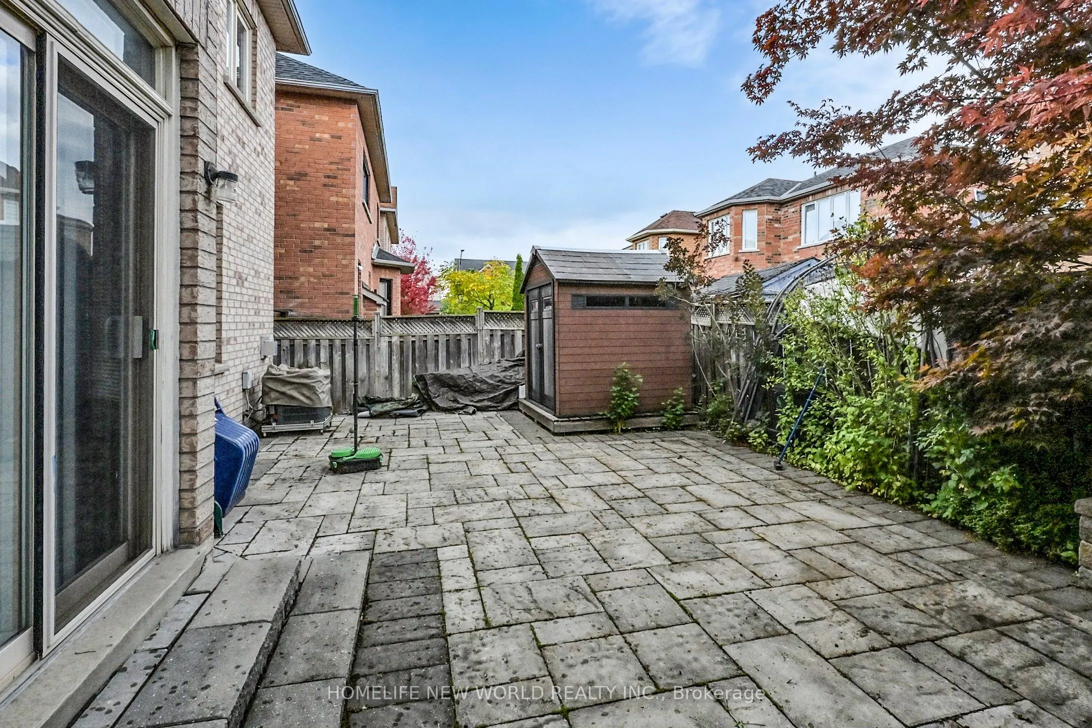 74 Saint James Avenue
