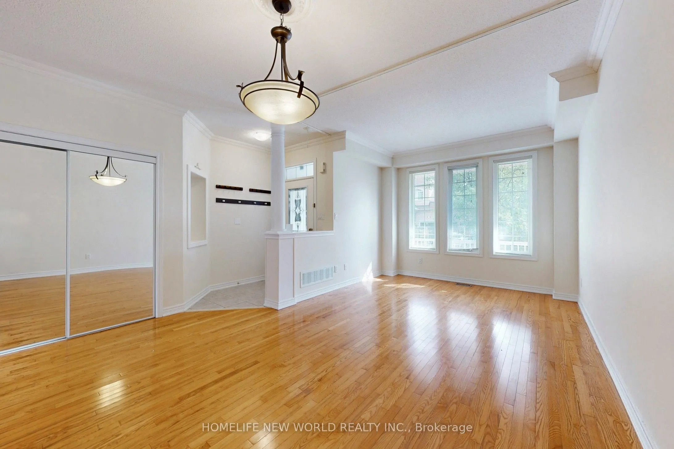 74 Saint James Avenue