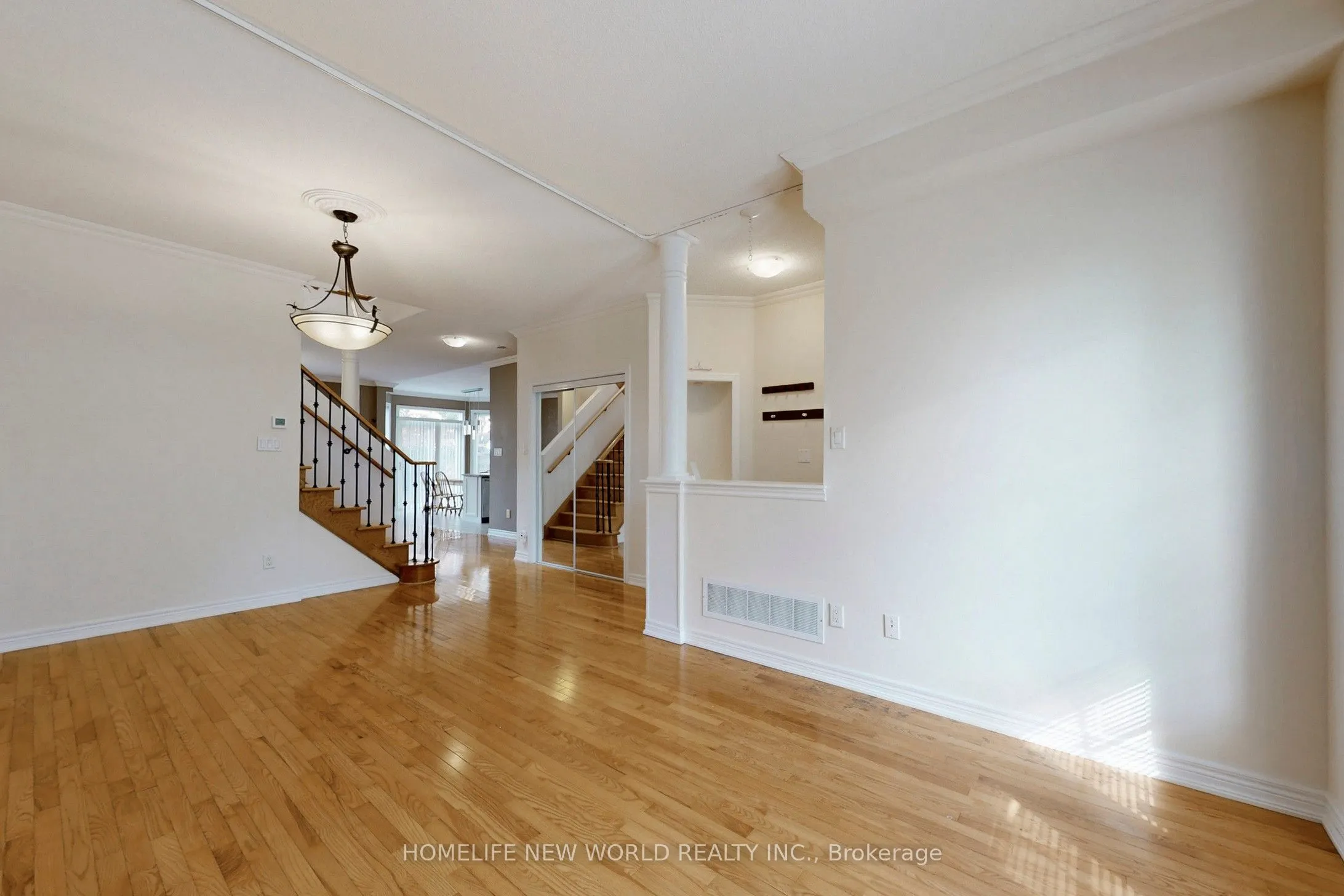 74 Saint James Avenue