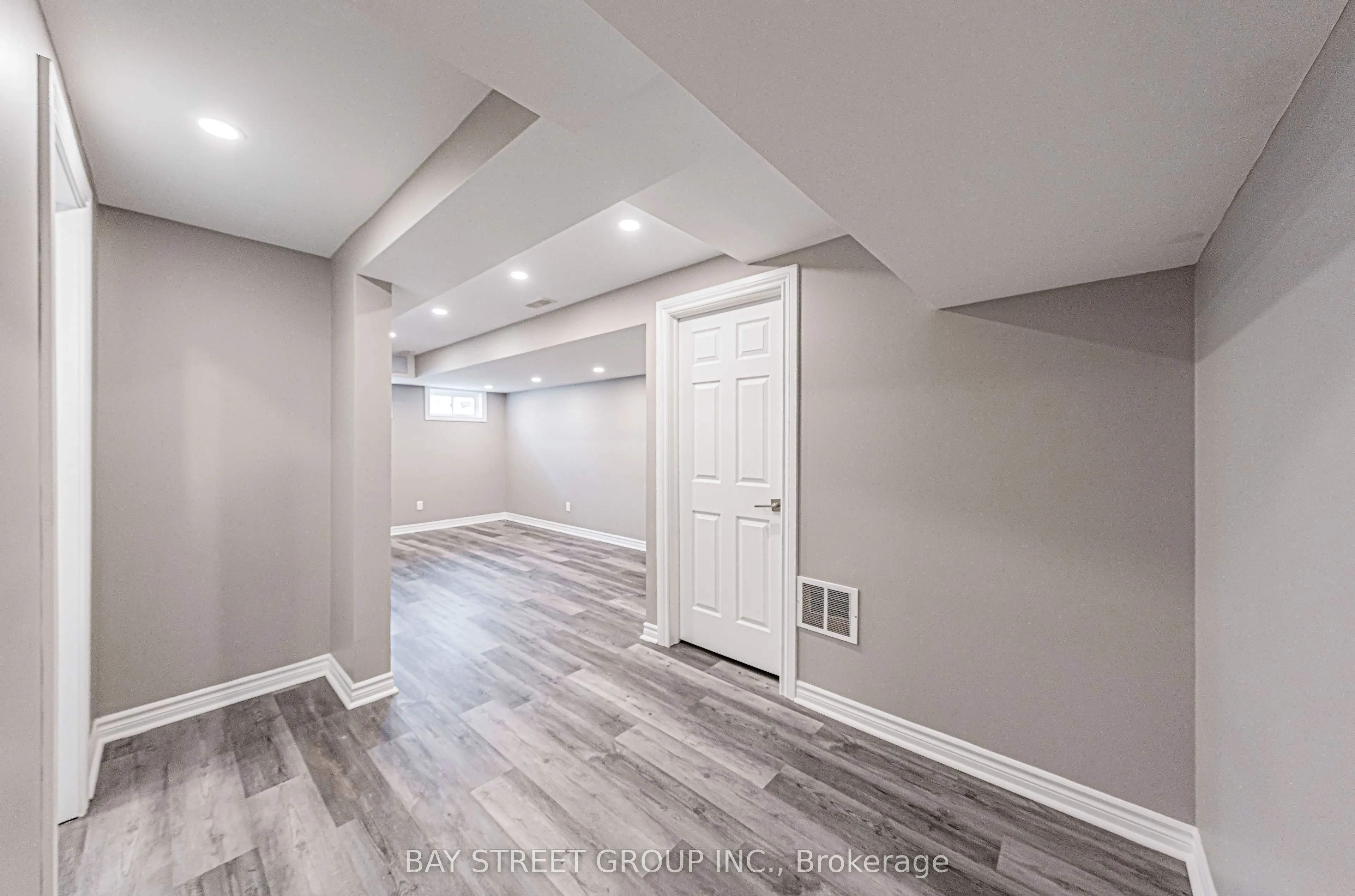 28 Rougeview Park Crescent