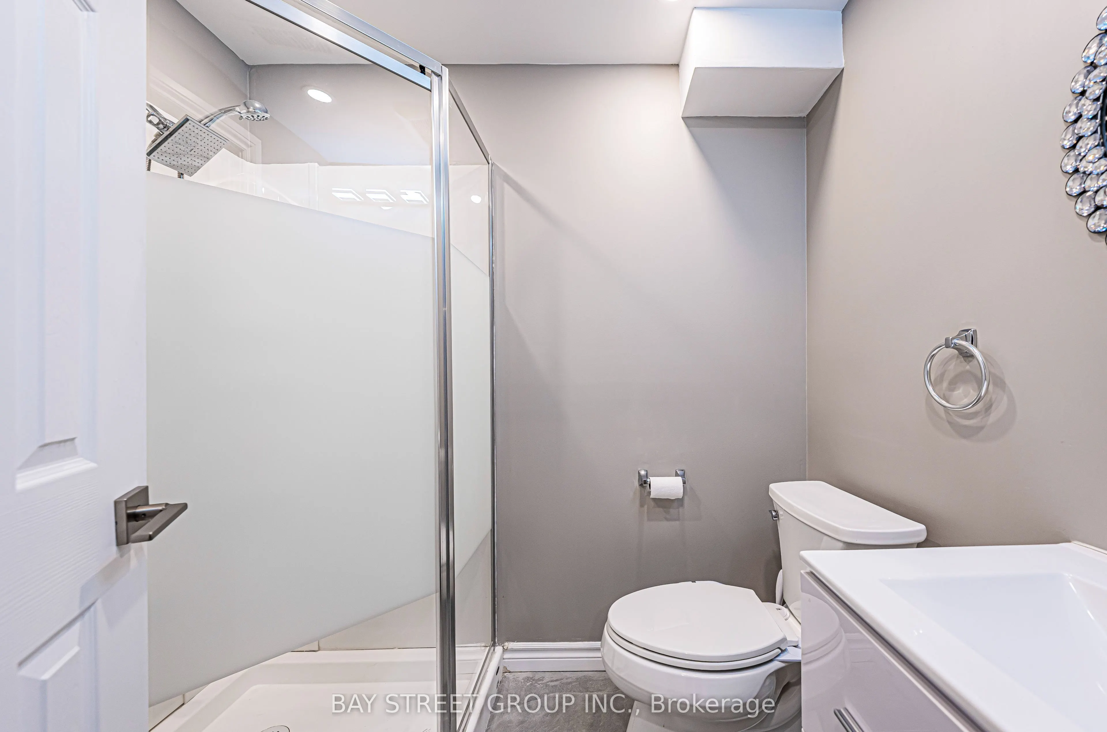 28 Rougeview Park Crescent