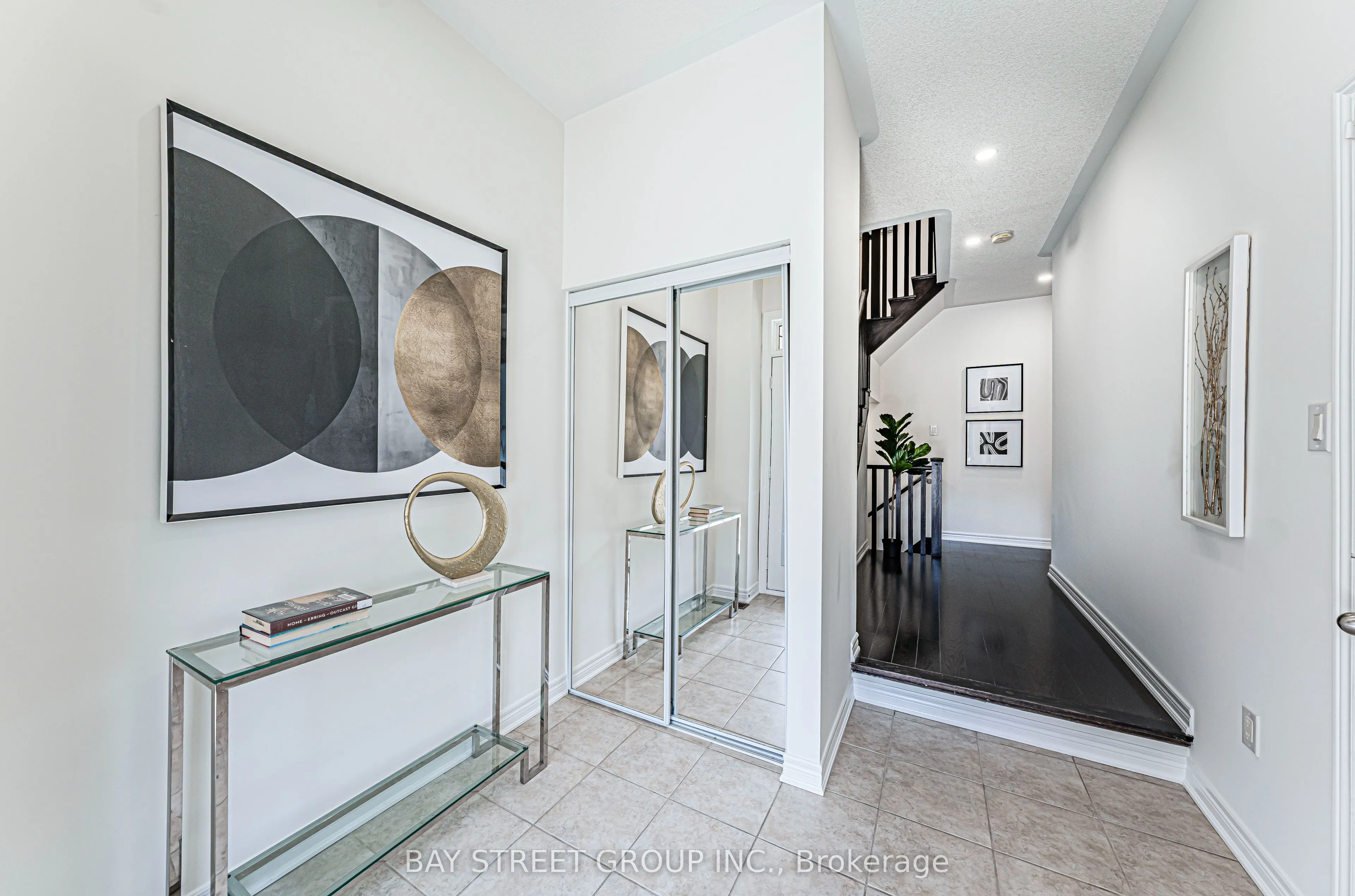 28 Rougeview Park Crescent