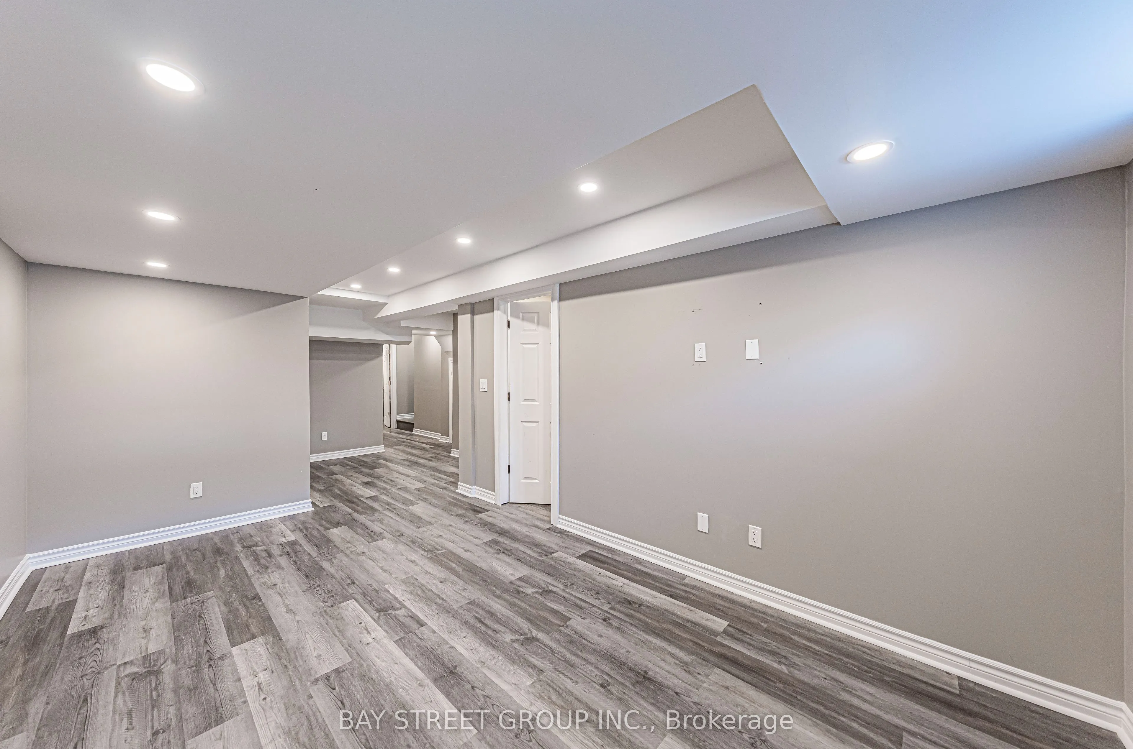 28 Rougeview Park Crescent