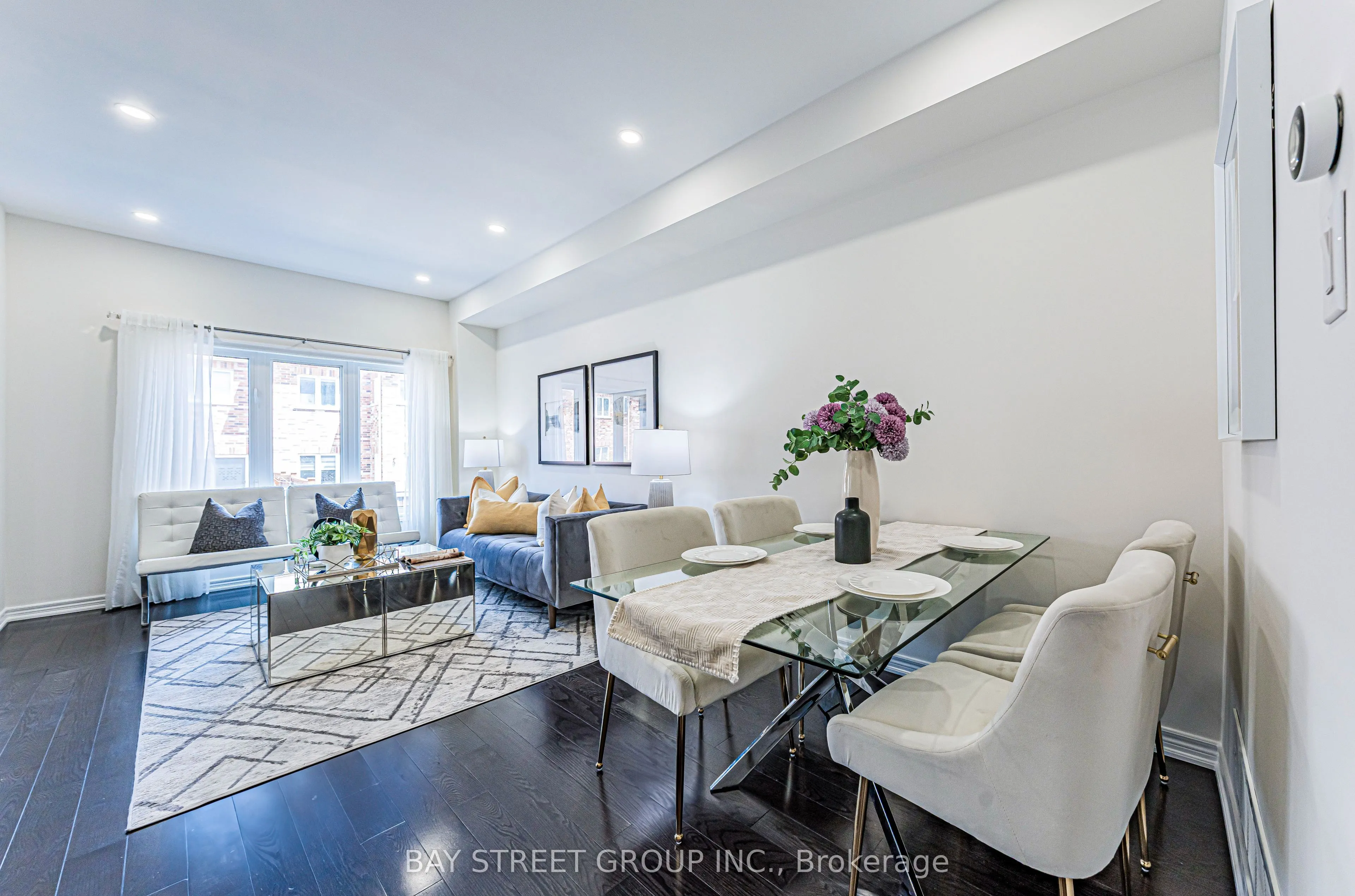 28 Rougeview Park Crescent
