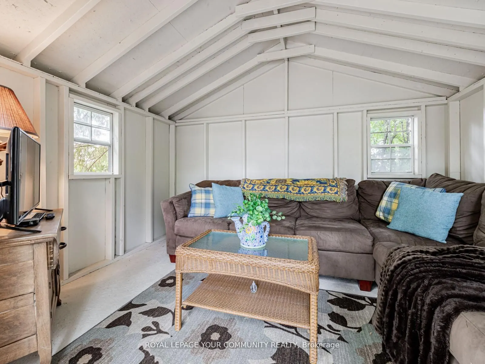 10 Banquo Road