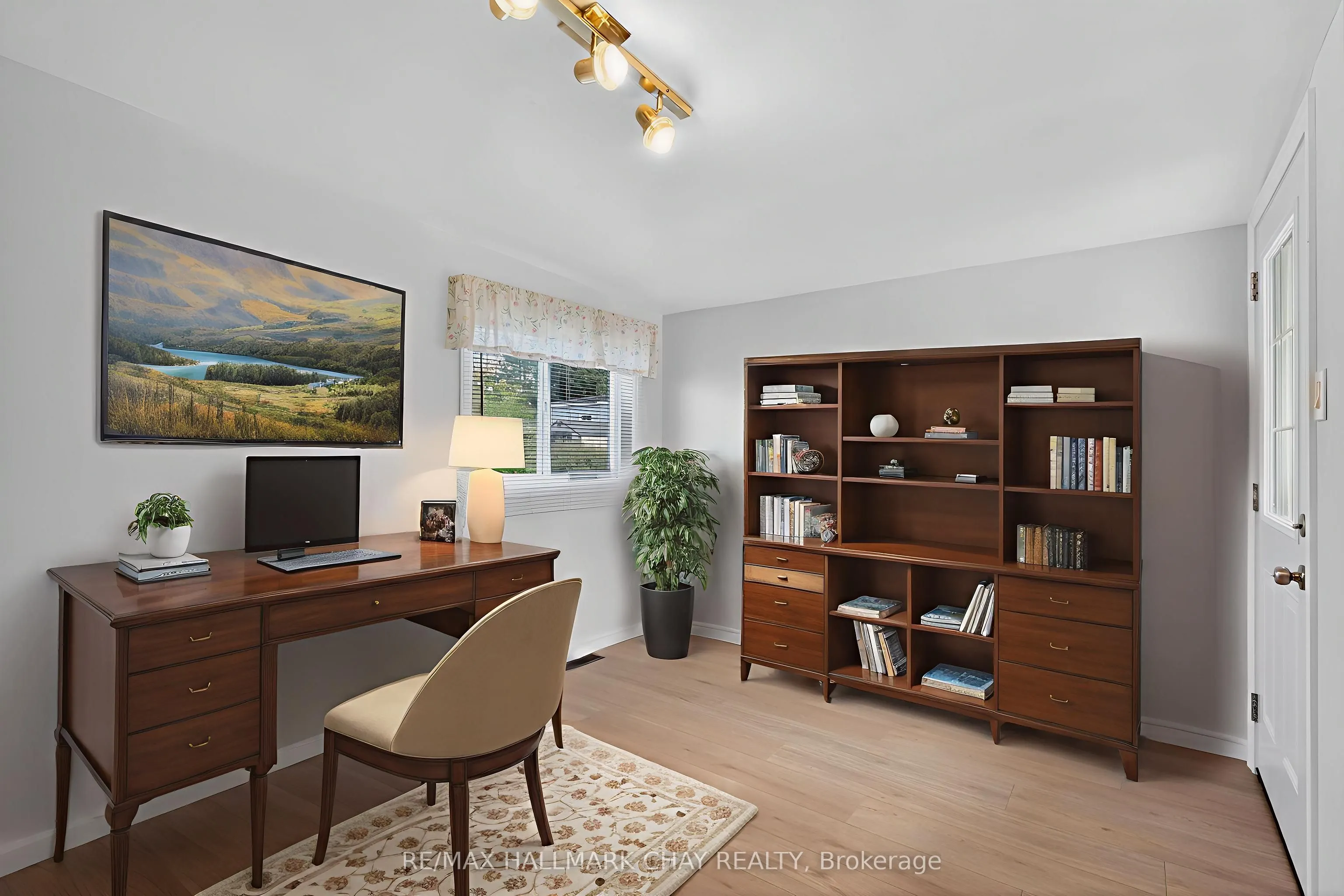 3 Linden Lane