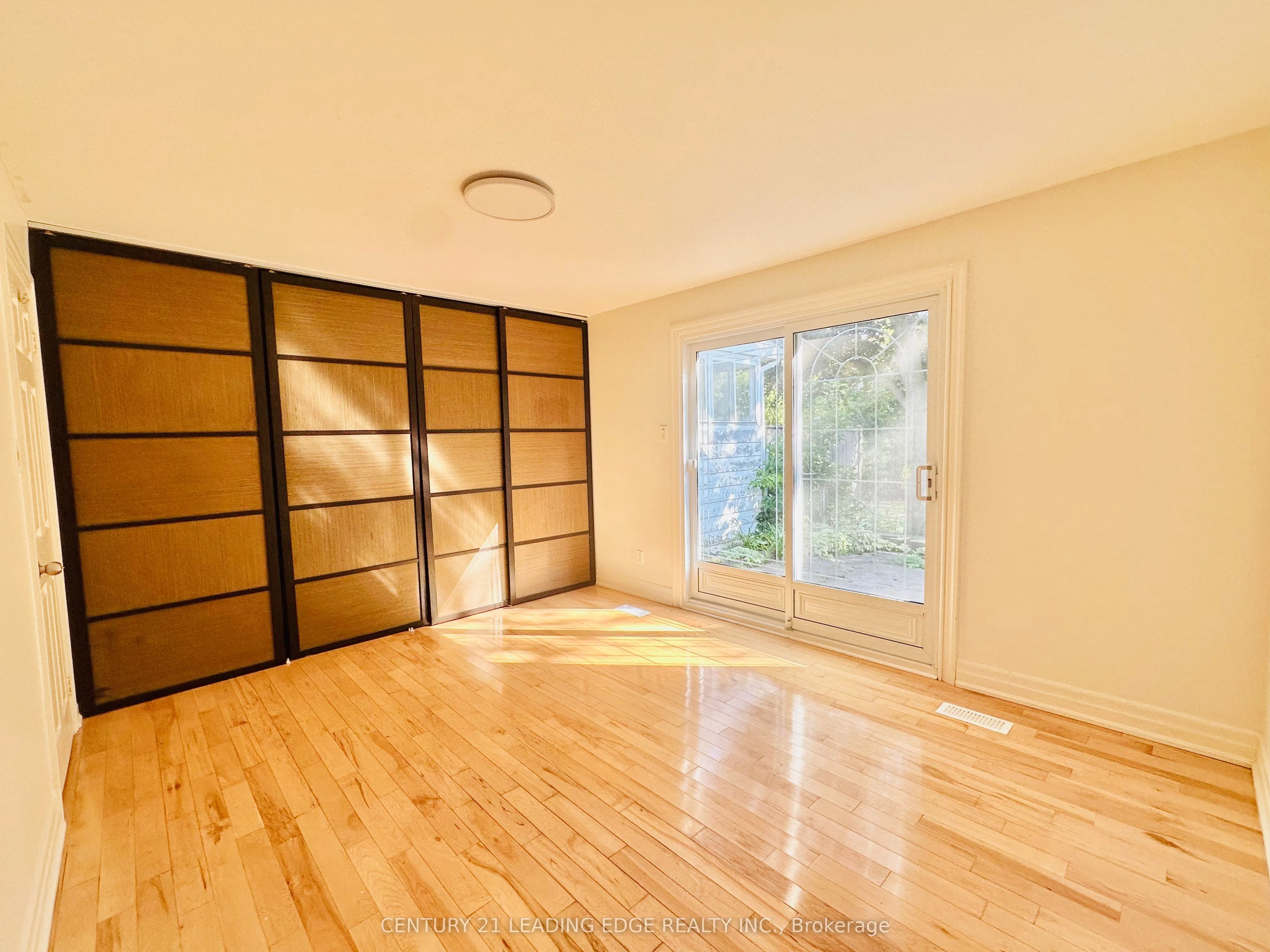 45 Wales Avenue, #Walkout Basement