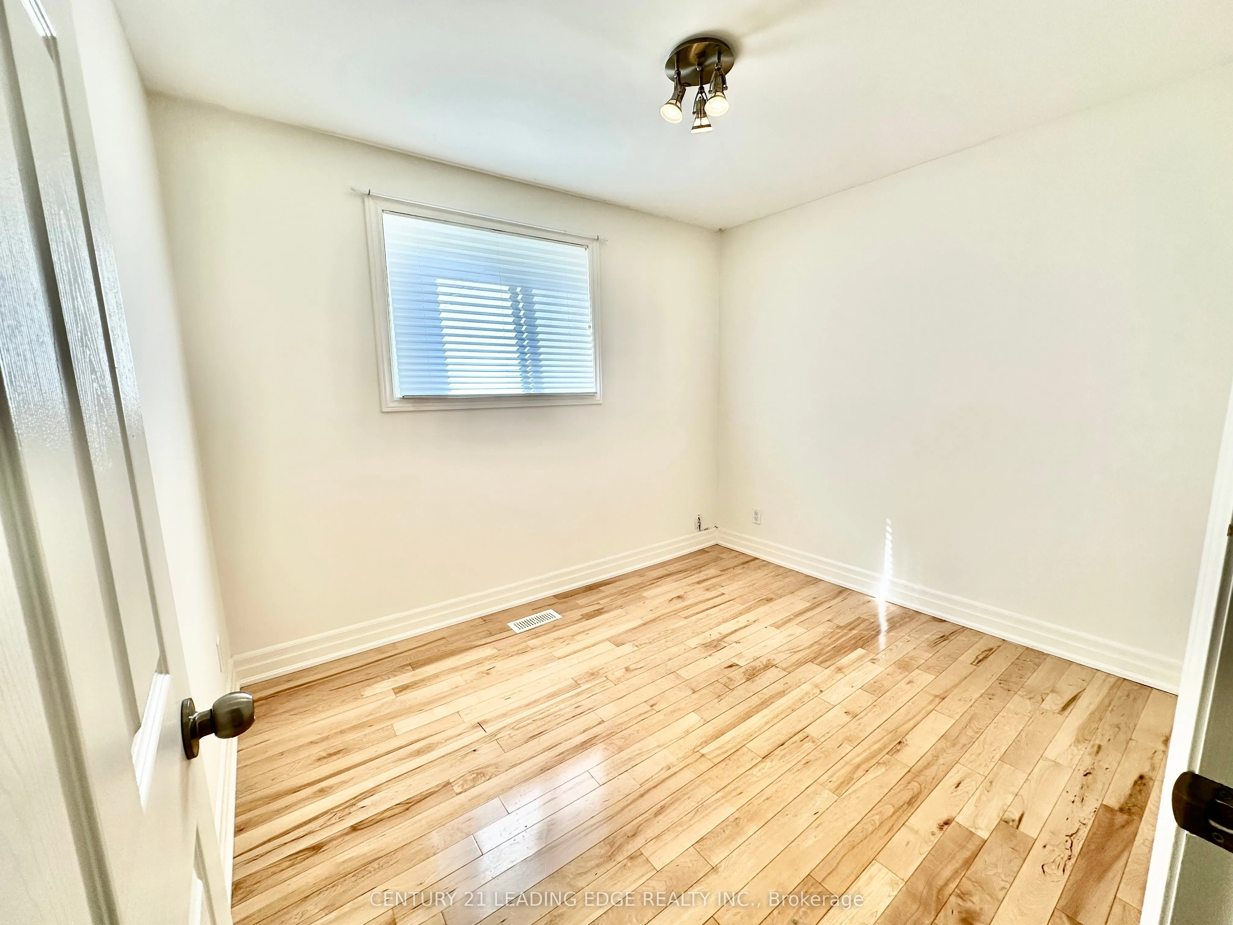 45 Wales Avenue, #Walkout Basement