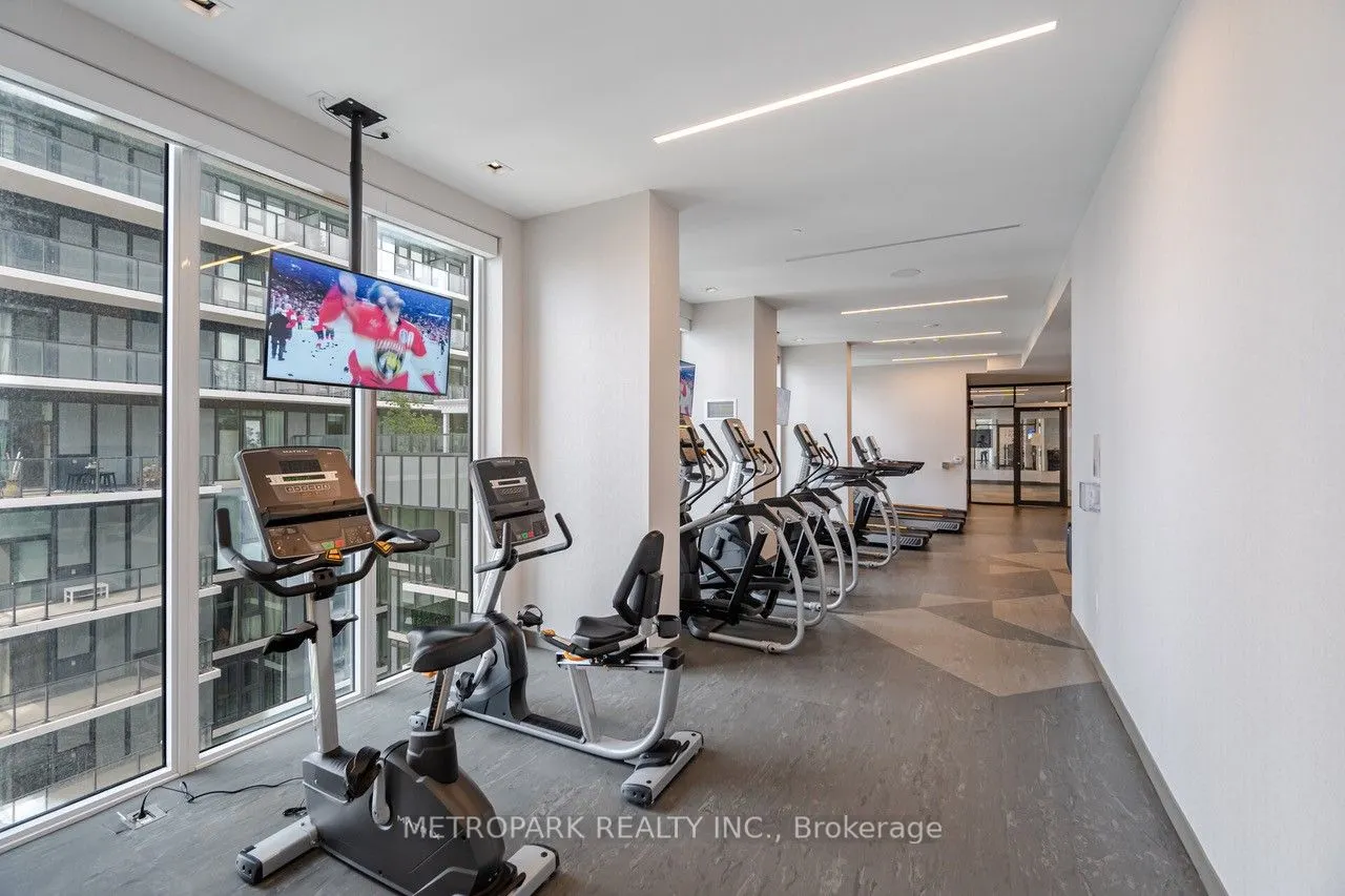 9000 Jane Street, #1606
