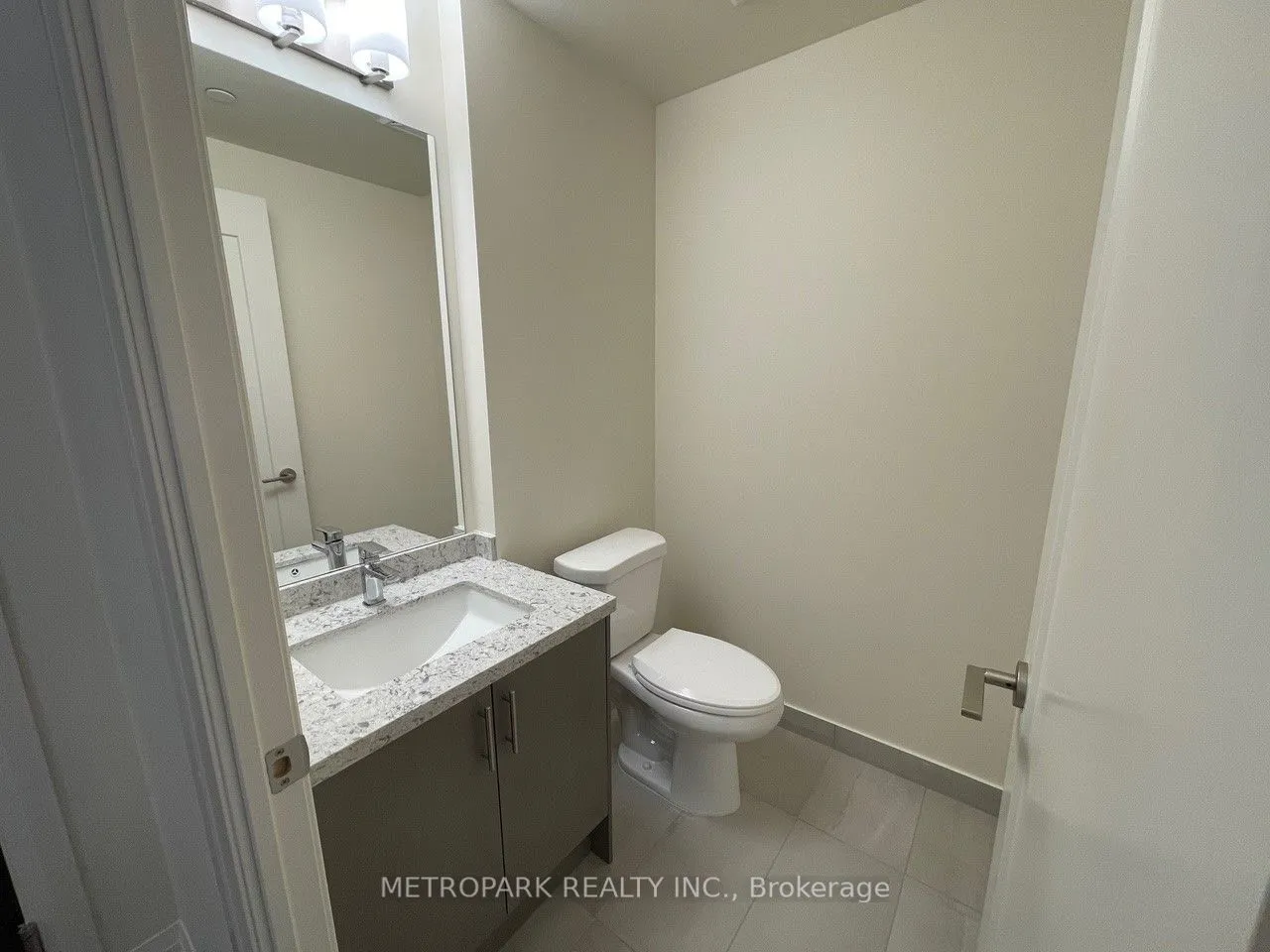 9000 Jane Street, #1606