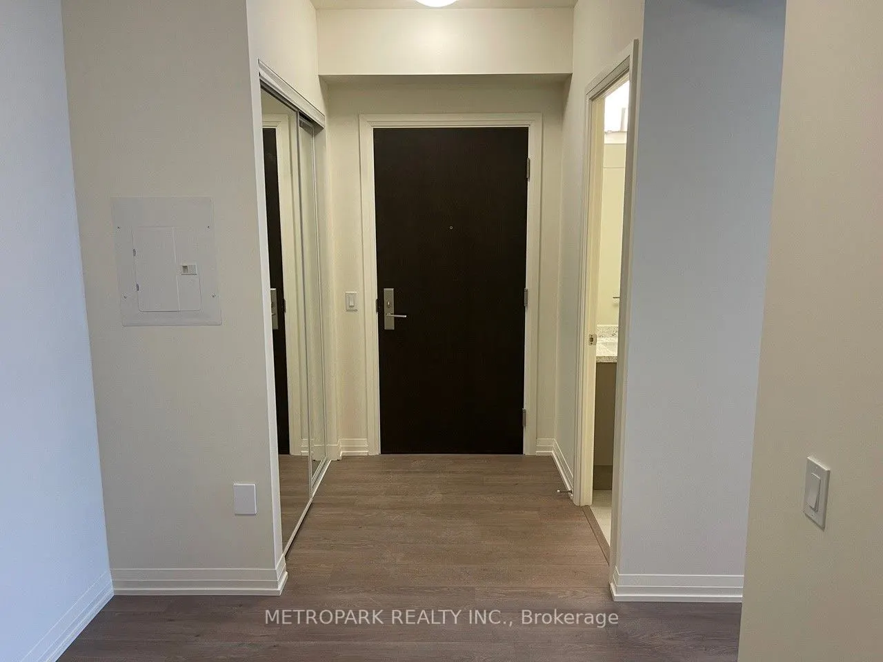 9000 Jane Street, #1606