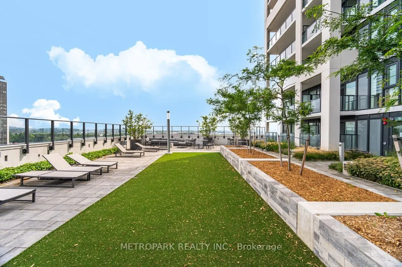 9000 Jane Street, #1606