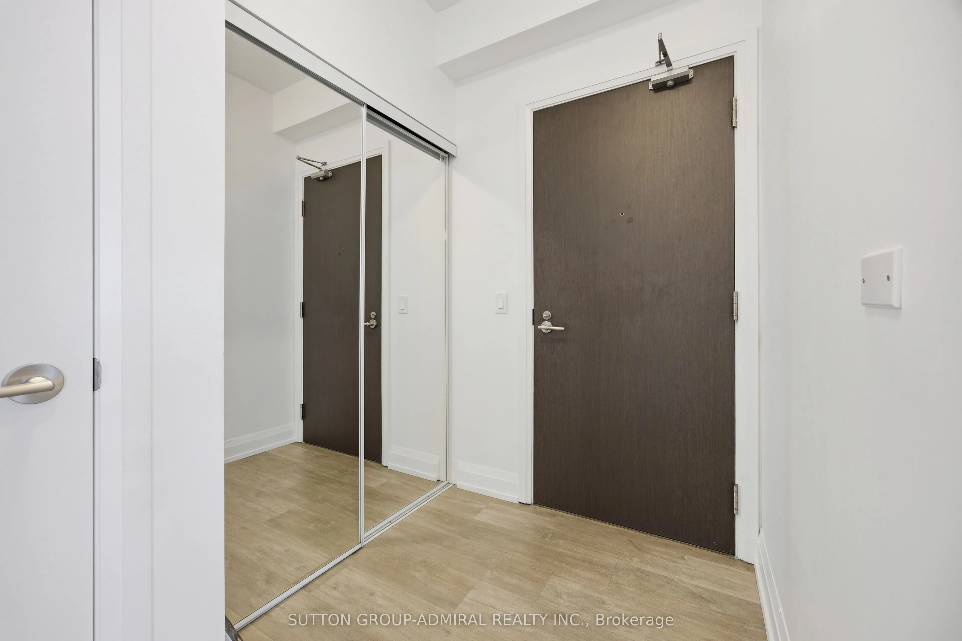 7890 Bathurst Street, #1610