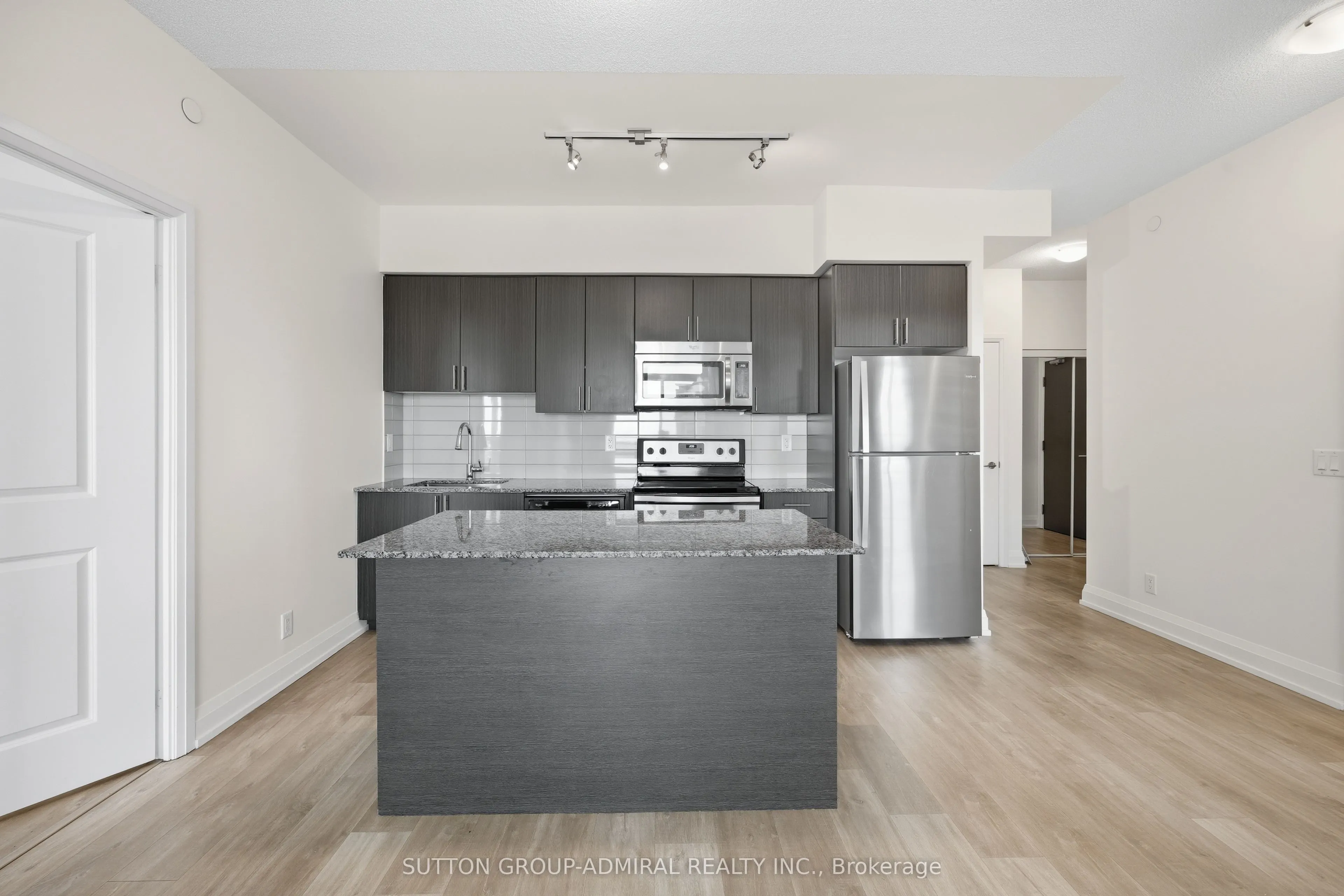7890 Bathurst Street, #1610