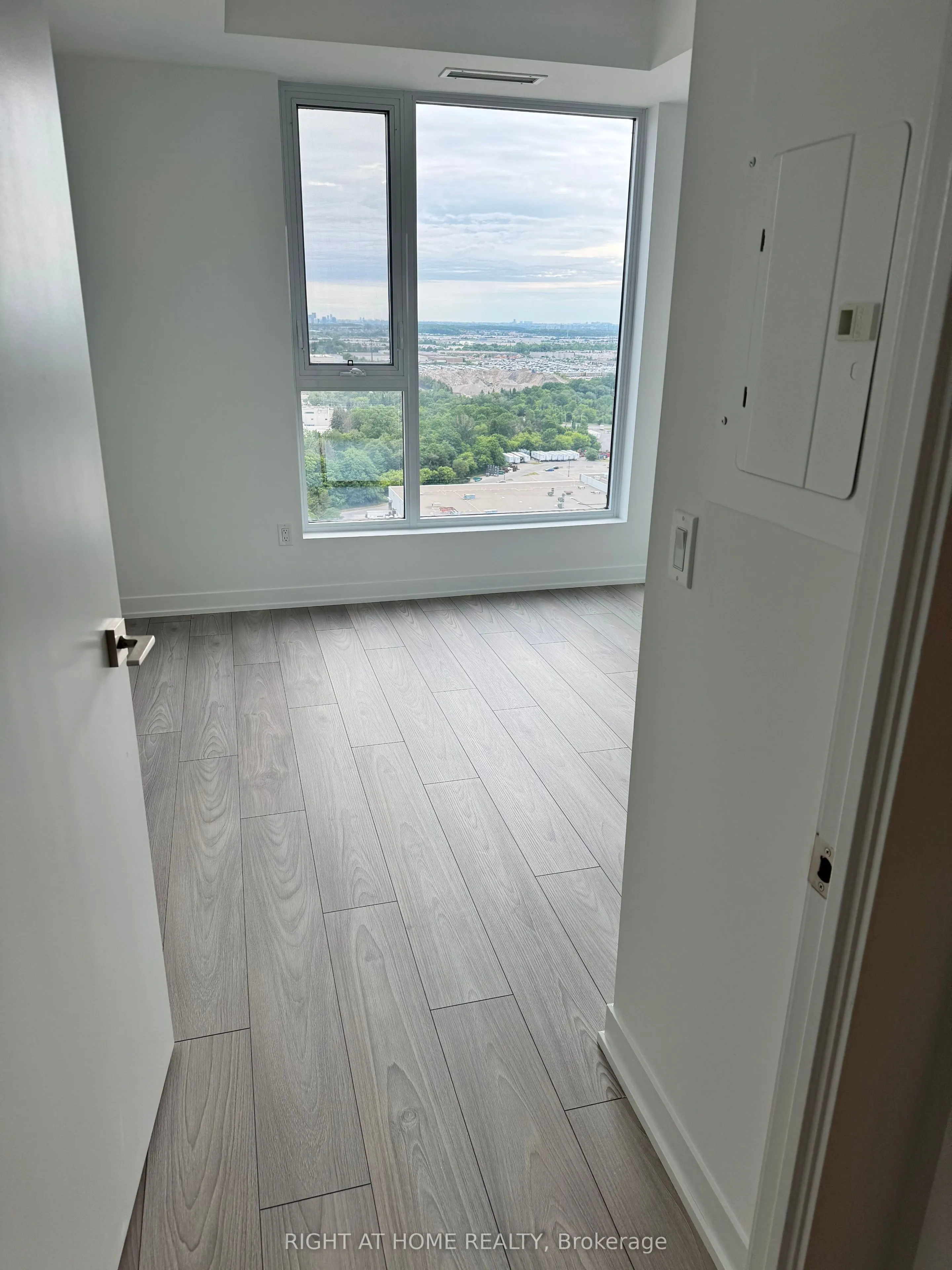 474 Caldari Road, #2307