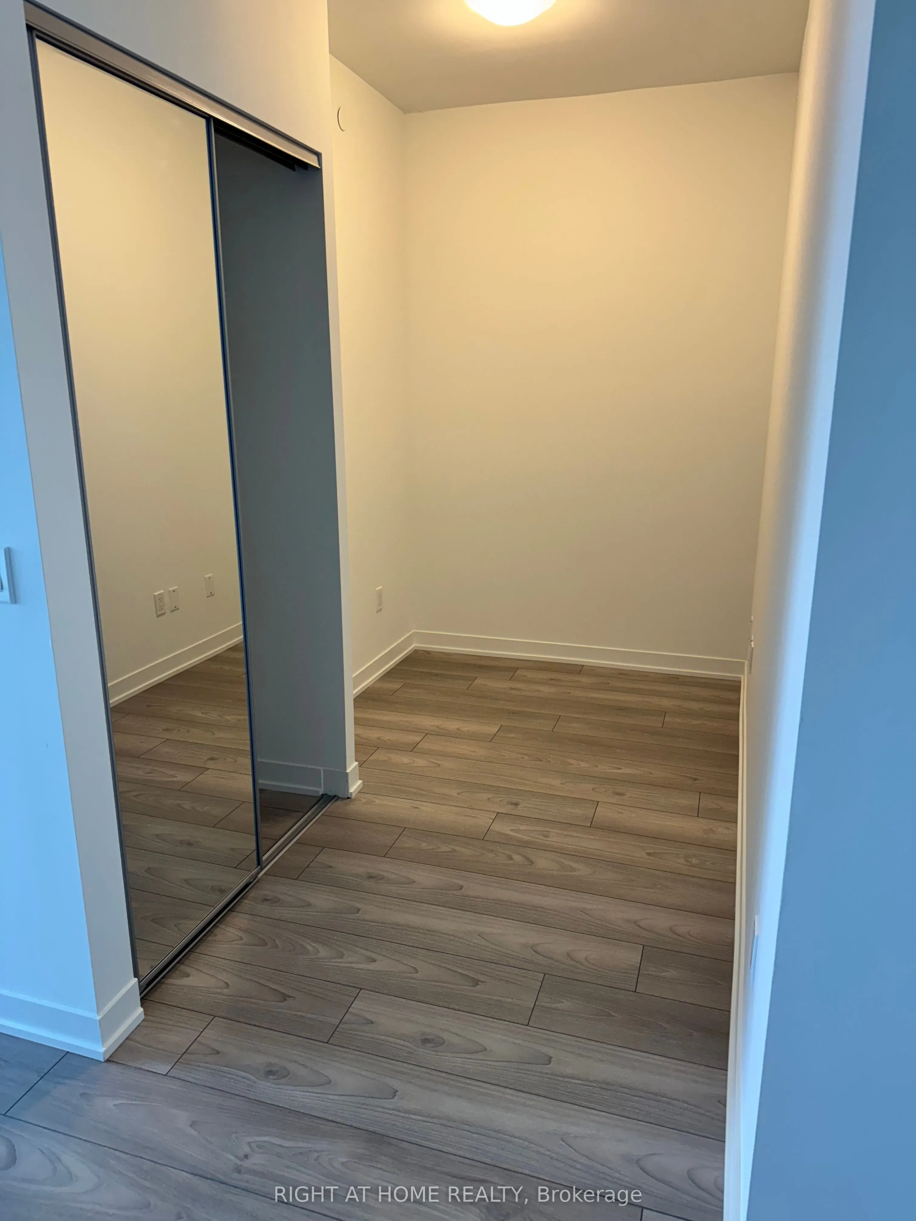 474 Caldari Road, #2307
