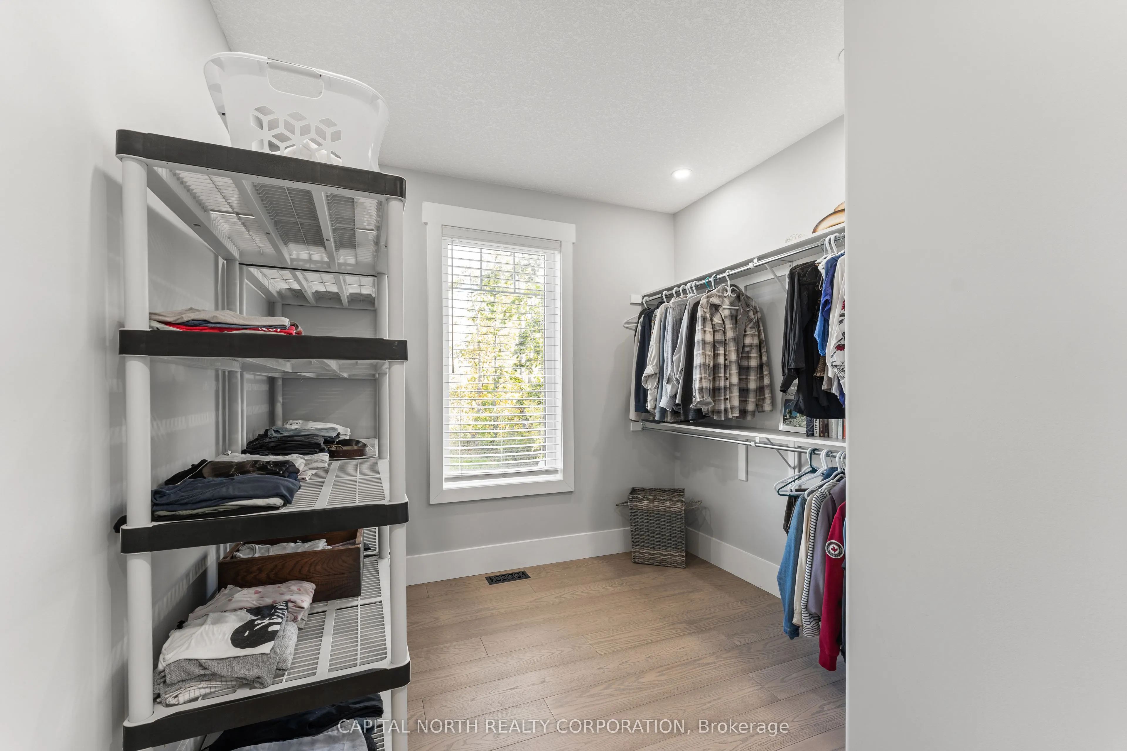 3496 Crescent Harbour Road
