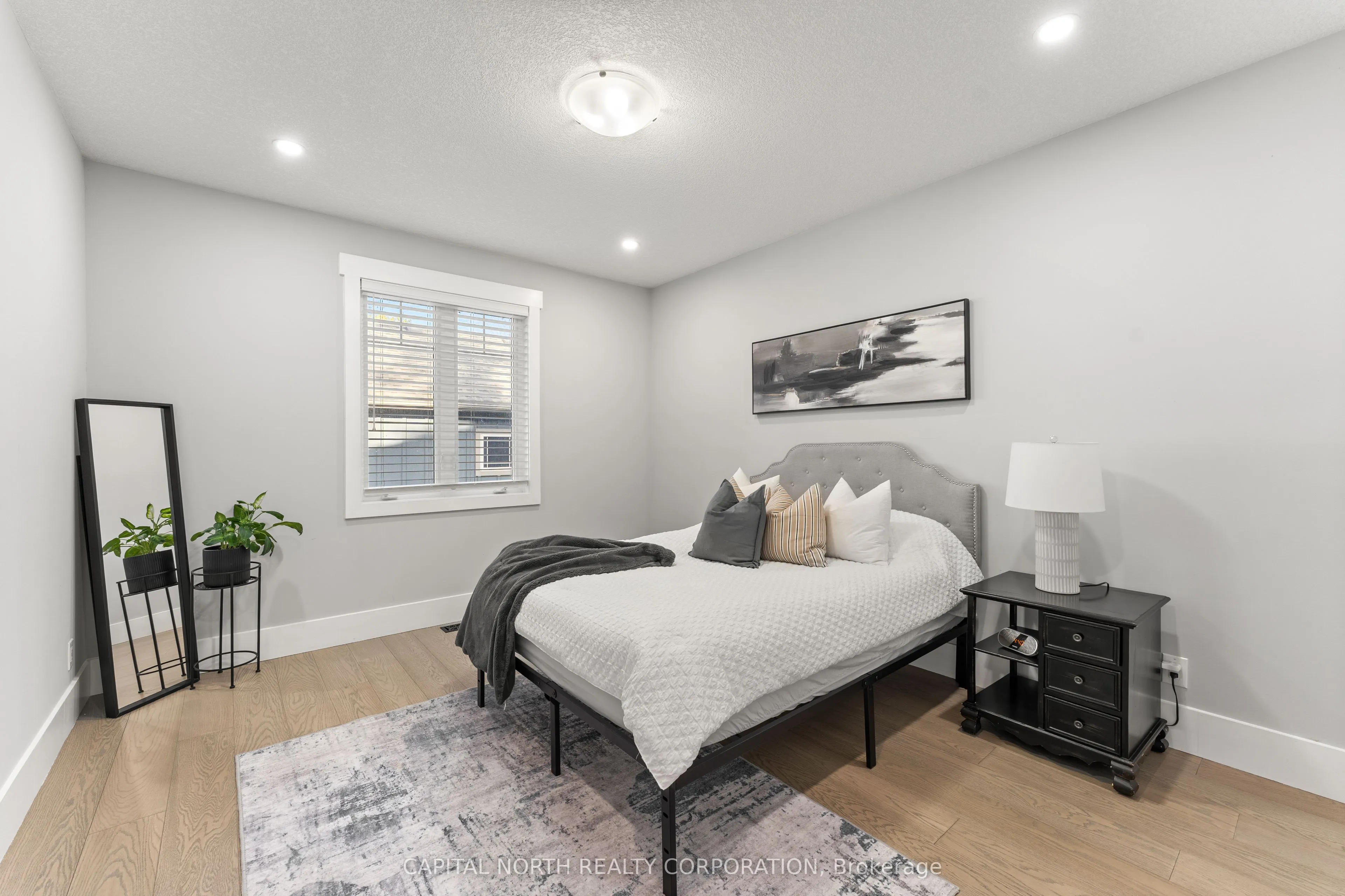 3496 Crescent Harbour Road