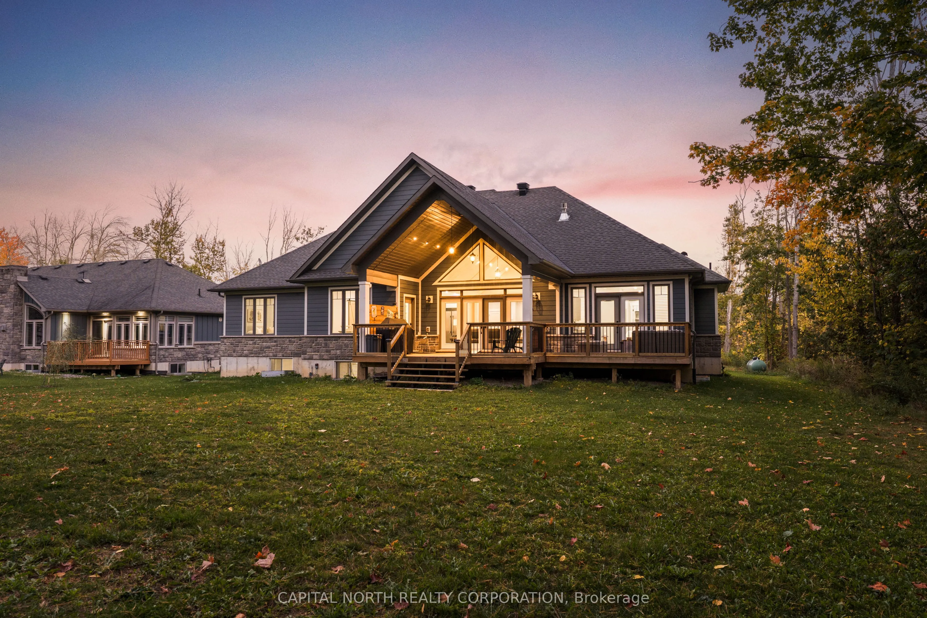 3496 Crescent Harbour Road