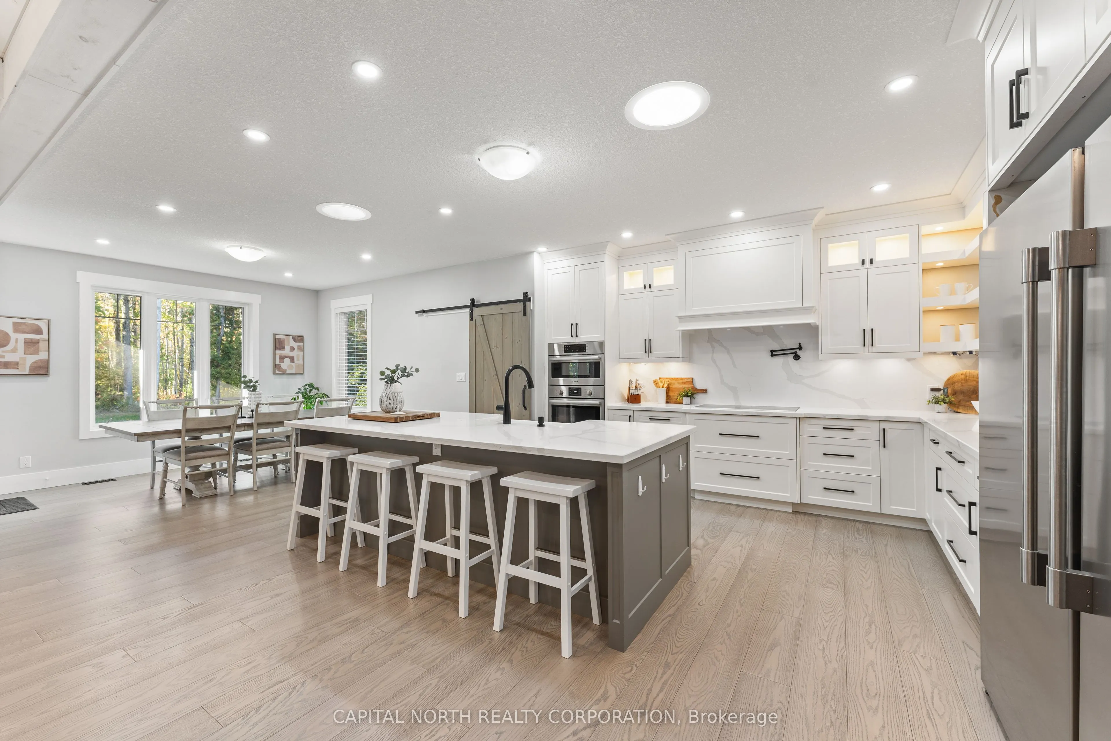 3496 Crescent Harbour Road