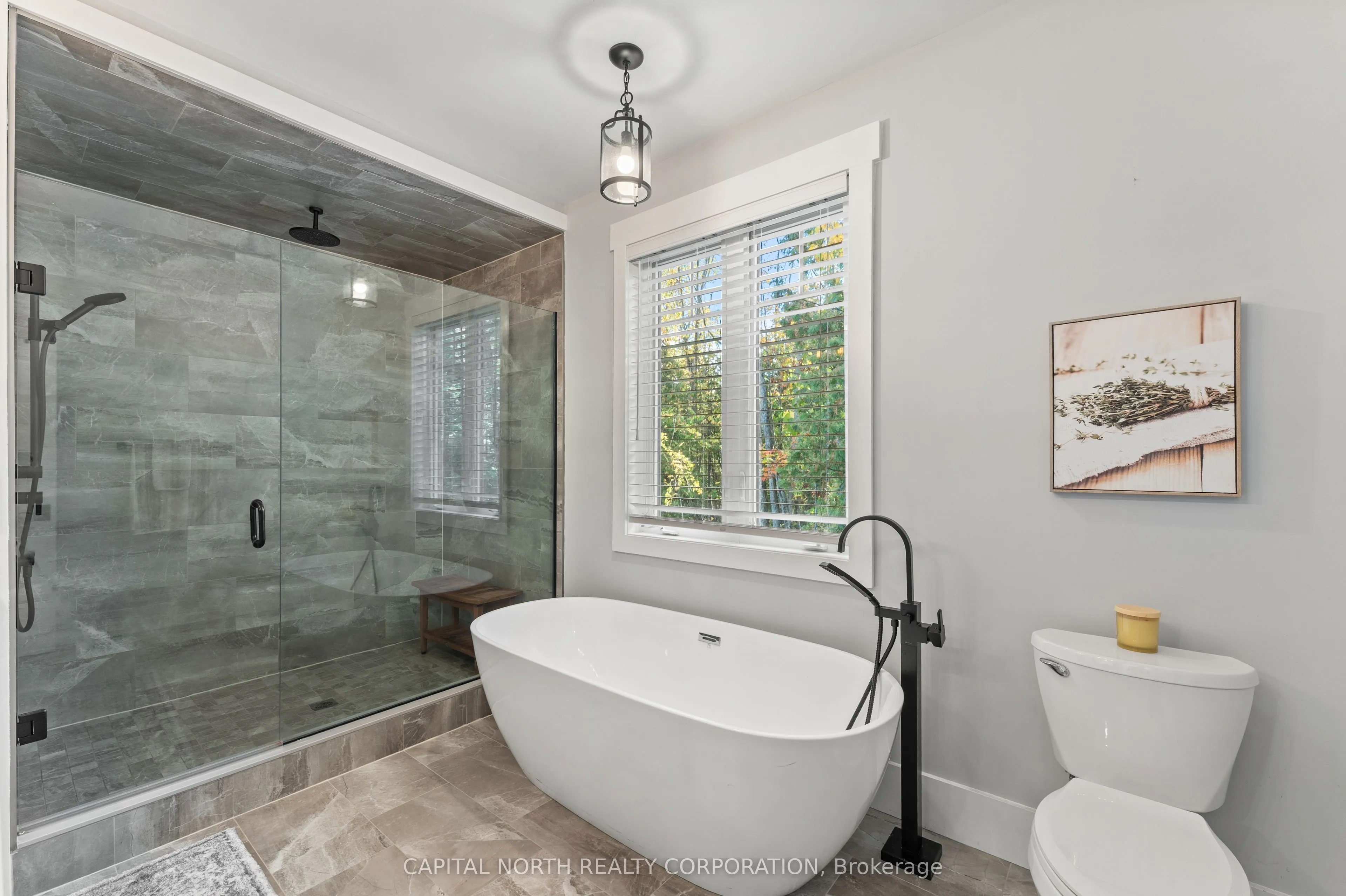 3496 Crescent Harbour Road