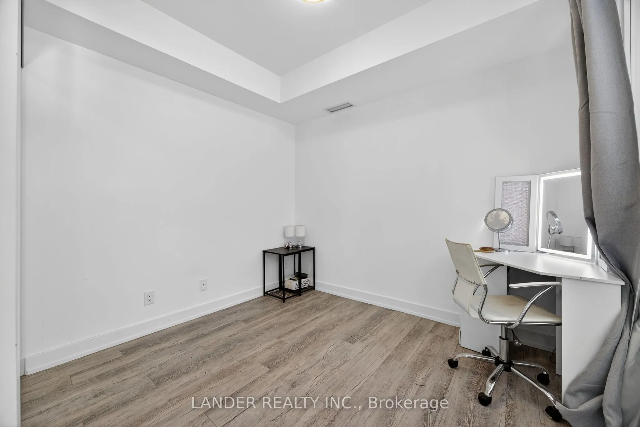333 Sea Ray Avenue, #D233