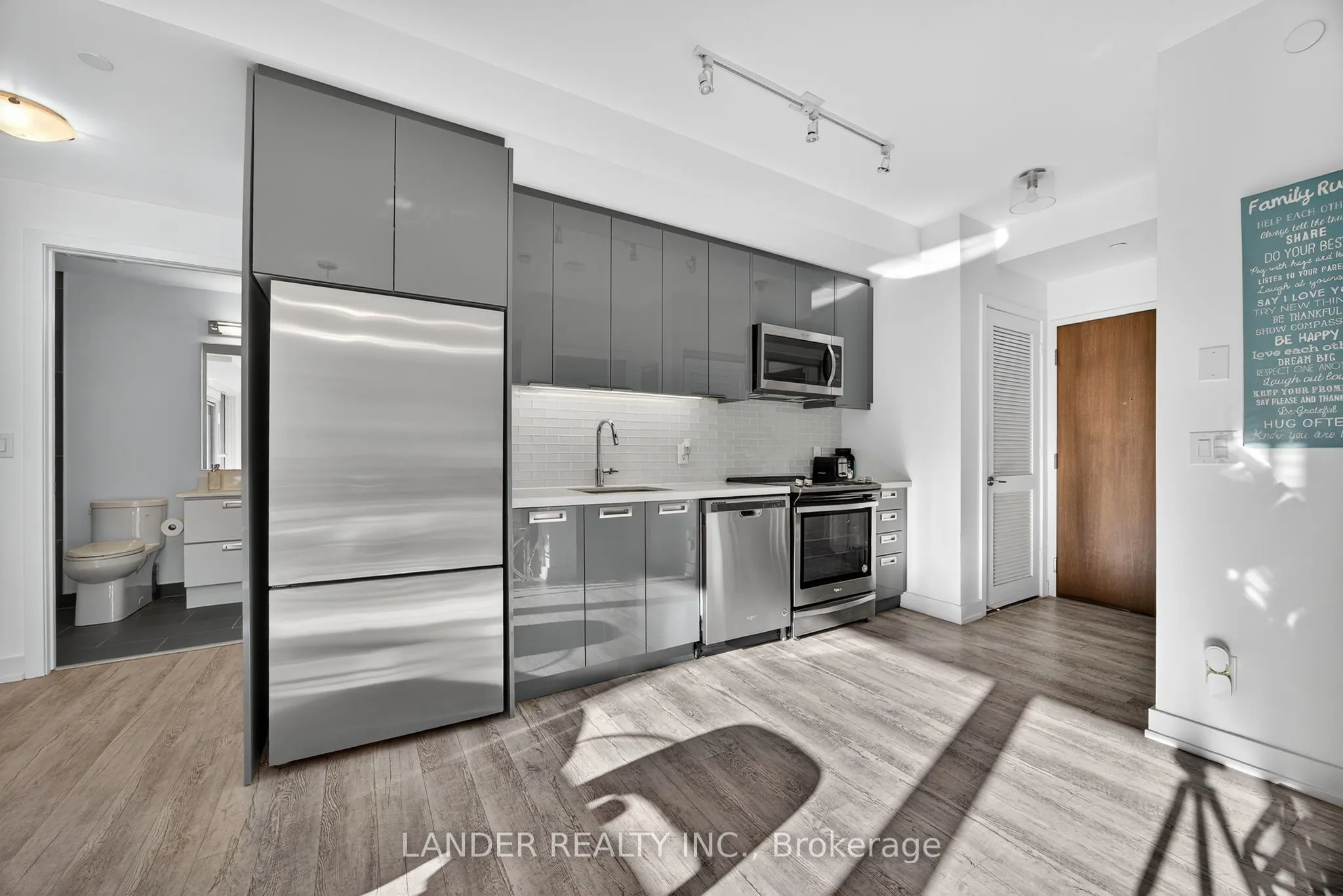 333 Sea Ray Avenue, #D233
