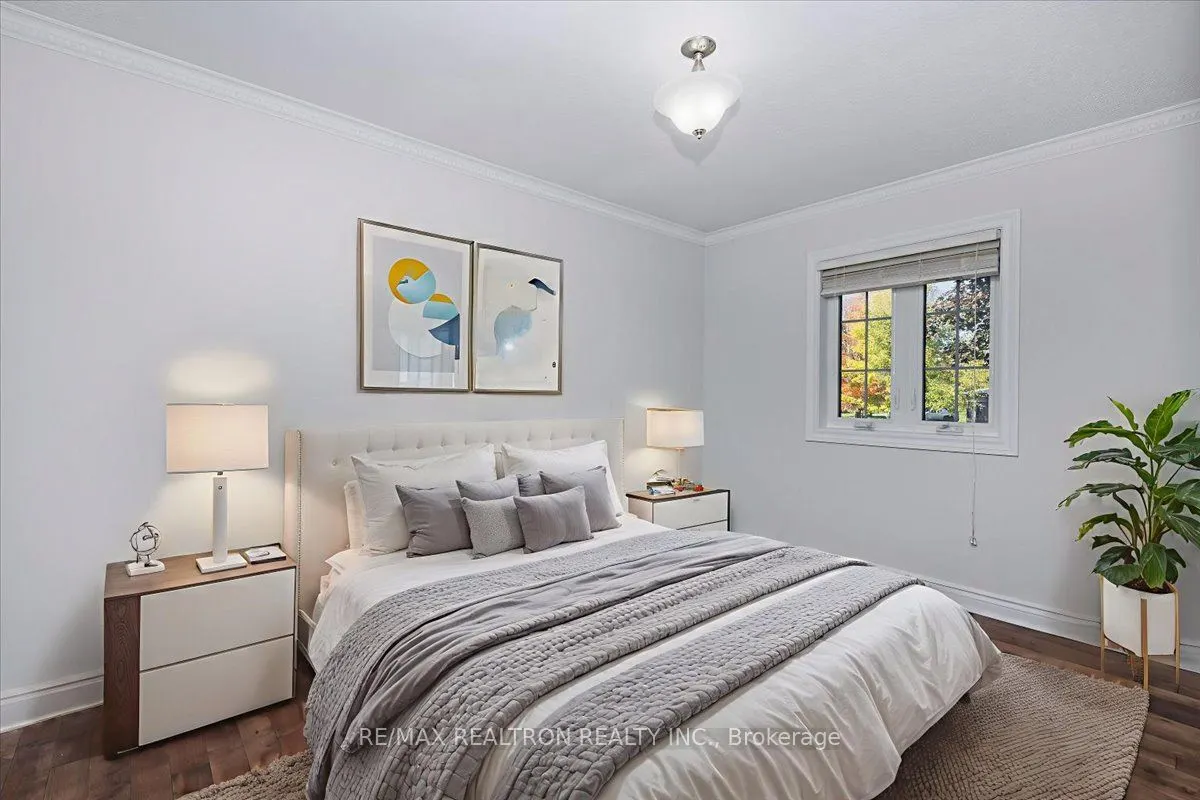 11 Burbank Circle