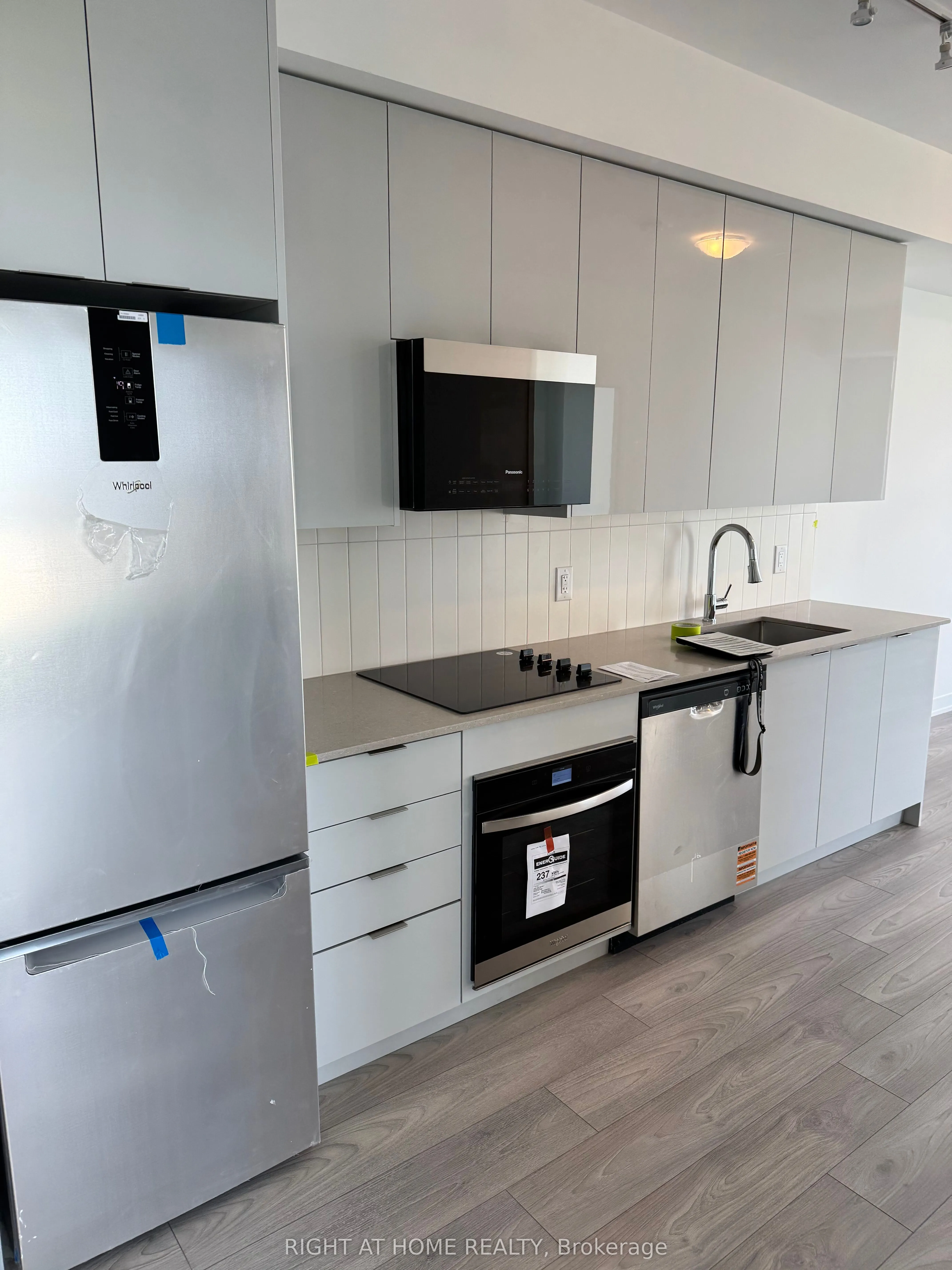 474 Caldari Road, #2305