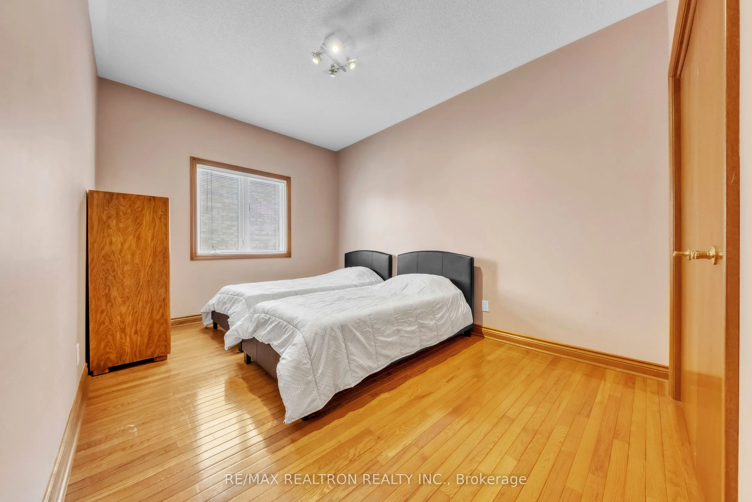 36A Puccini Drive