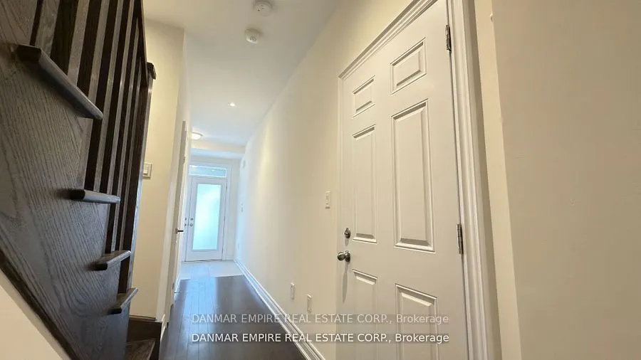 6 Hiawatha Court