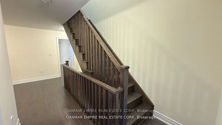6 Hiawatha Court