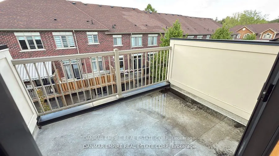6 Hiawatha Court