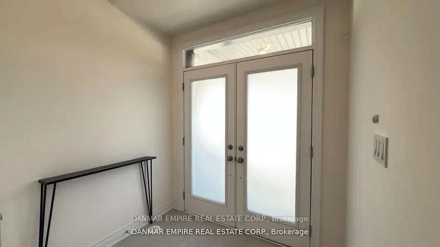 6 Hiawatha Court