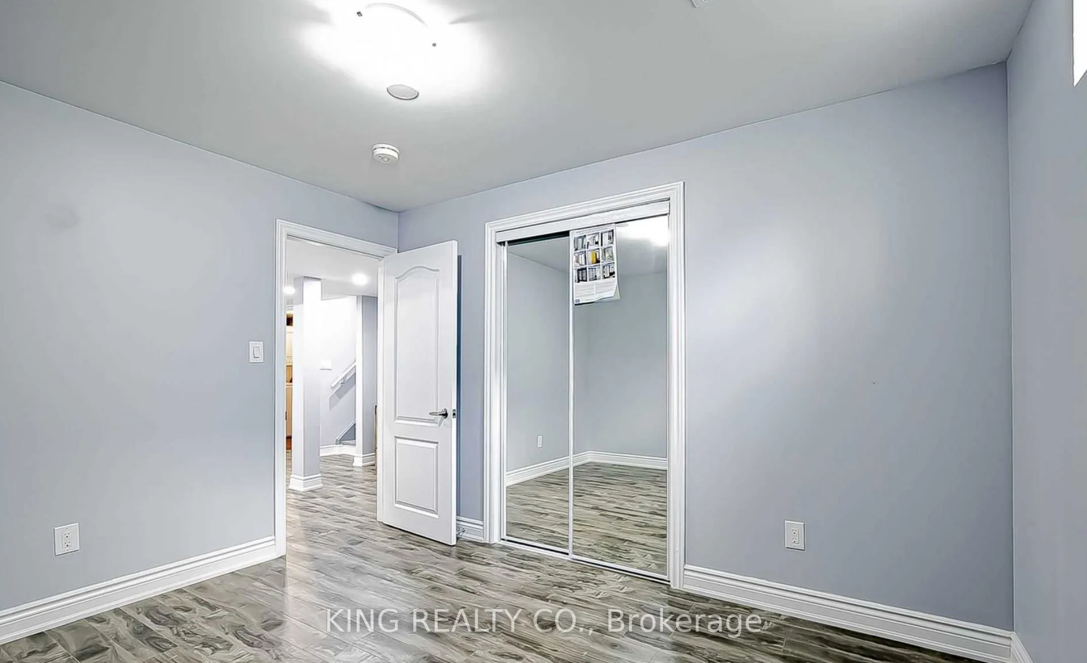 91 Retreat Boulevard, #Lower