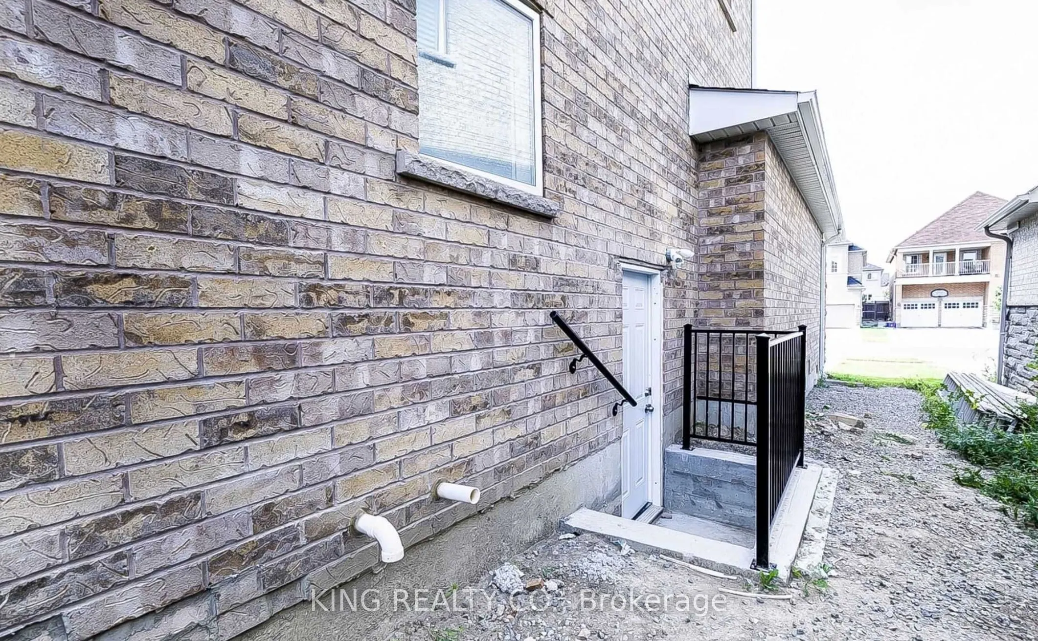 91 Retreat Boulevard, #Lower