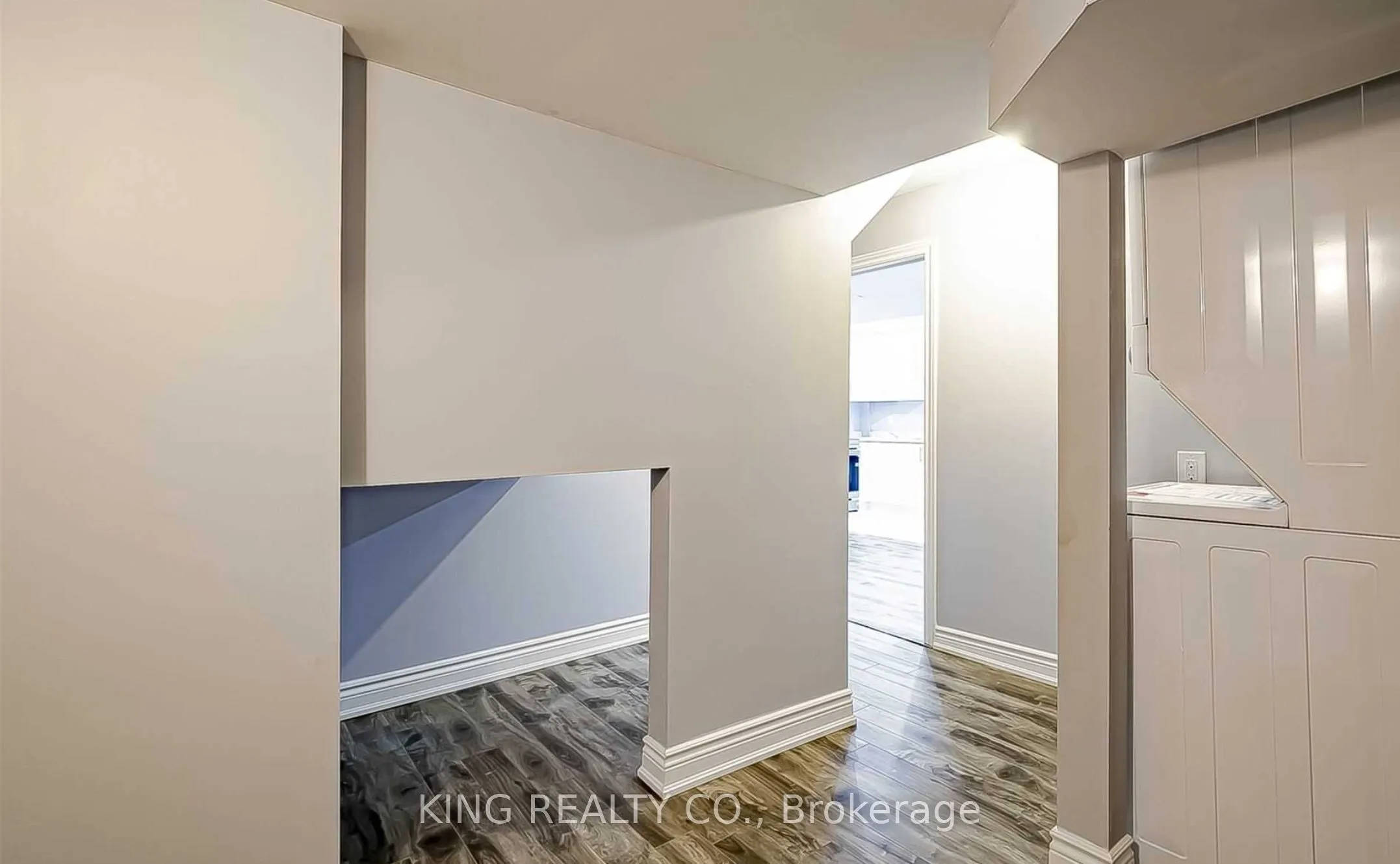 91 Retreat Boulevard, #Lower