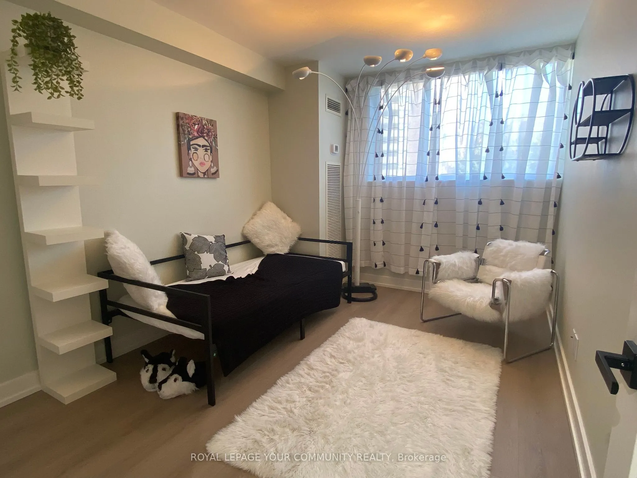 70 Baif Boulevard, #406