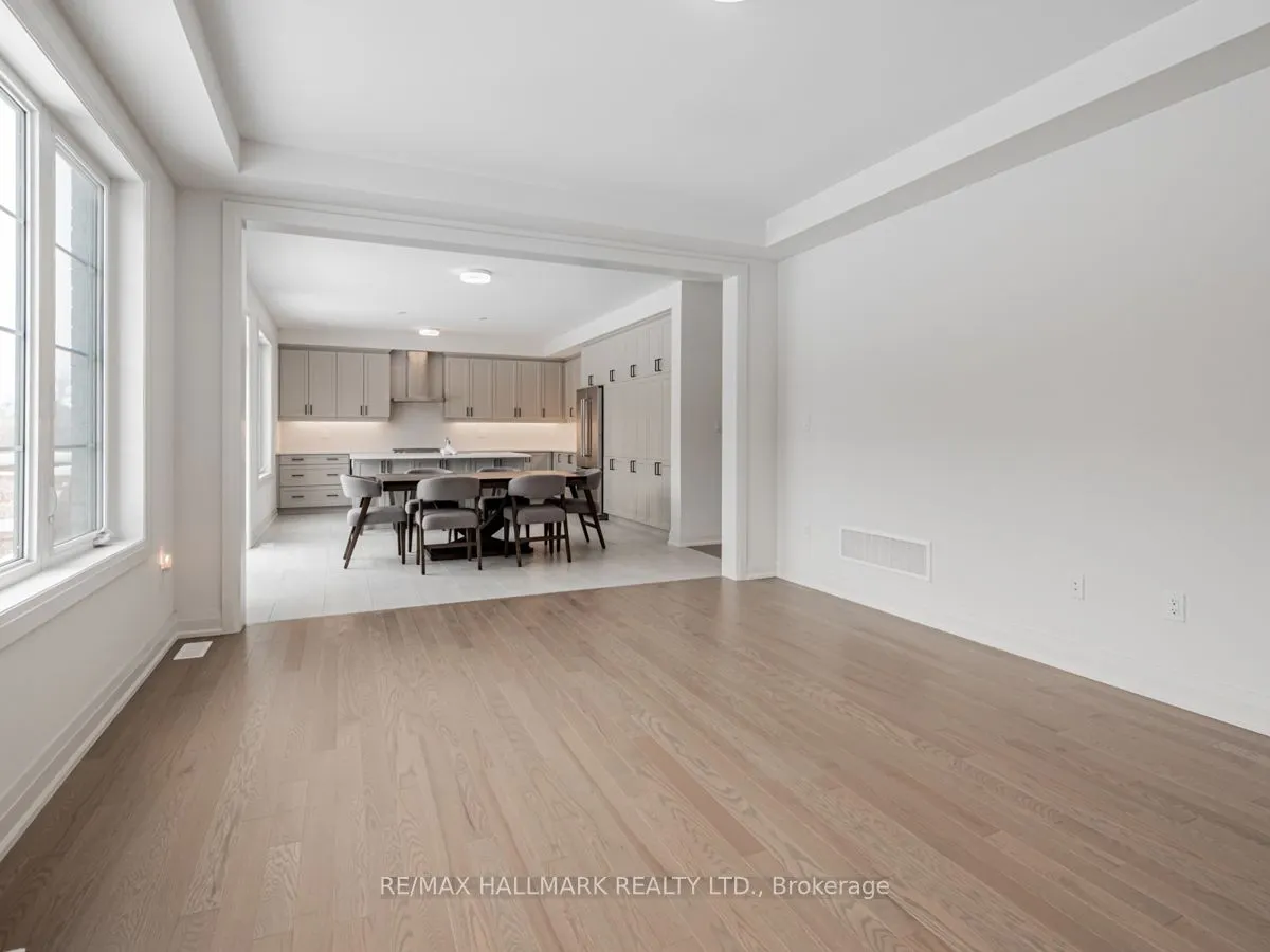 23 Hummingbird Grove