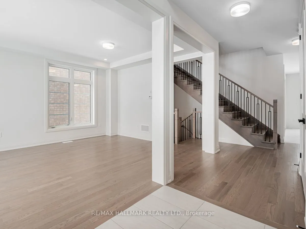 23 Hummingbird Grove