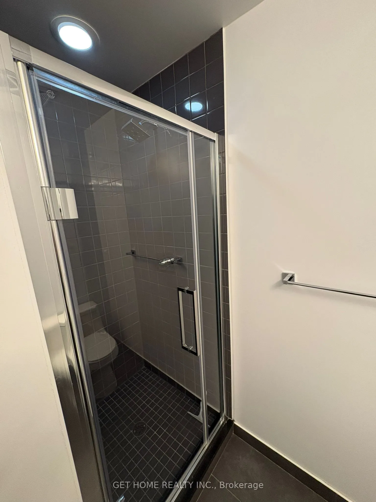 9471 Yonge Street, #710