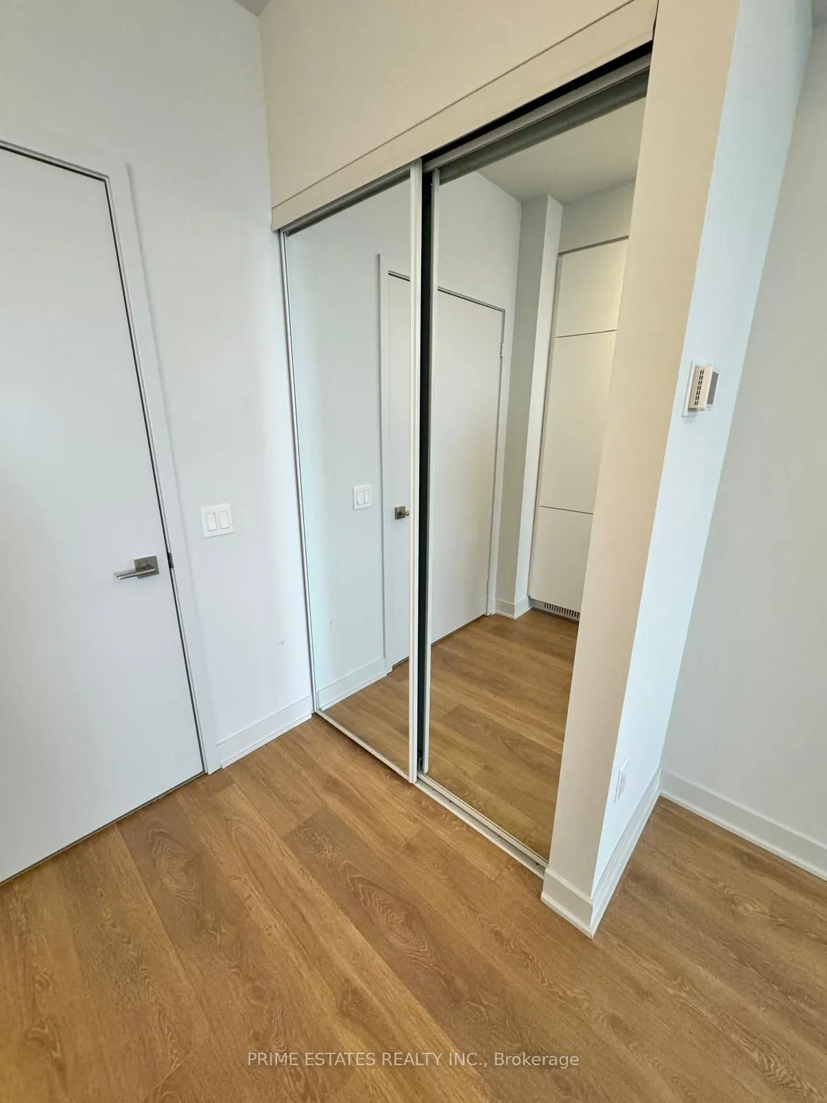 2920 Highway 7 Road, #3406