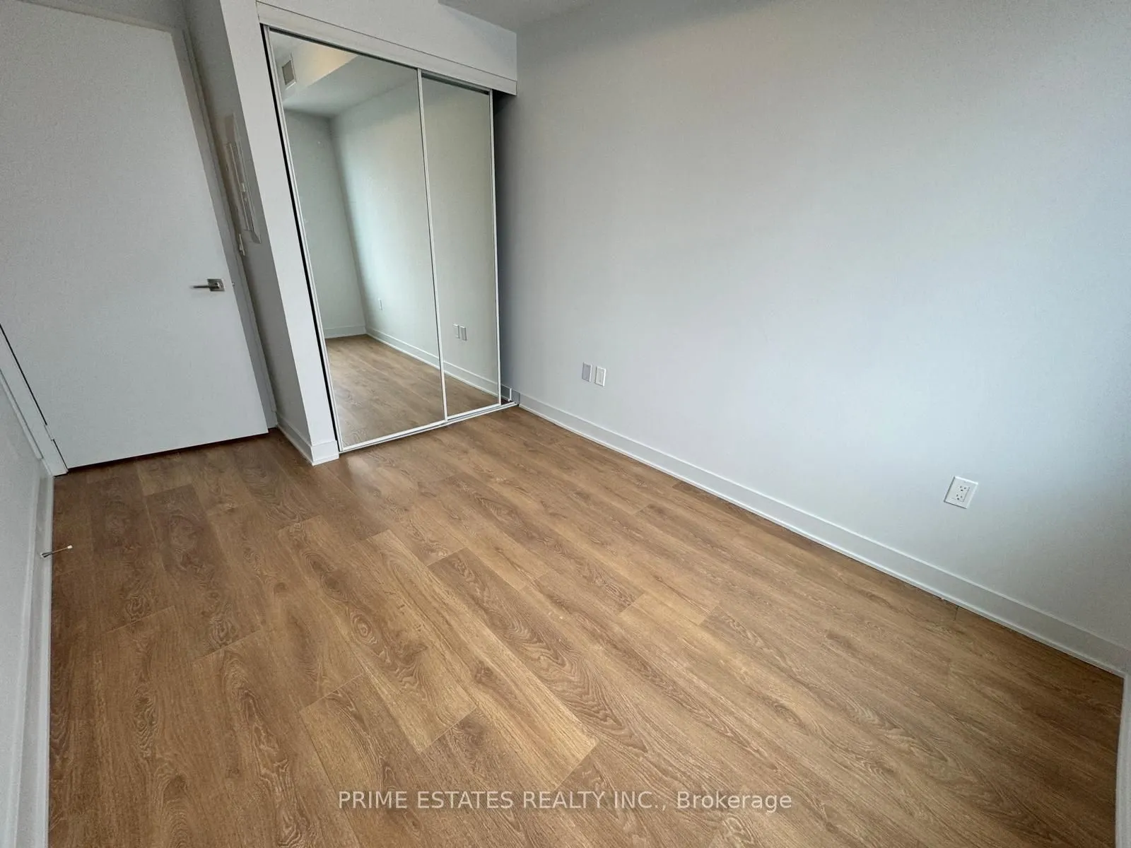 2920 Highway 7 Road, #3406