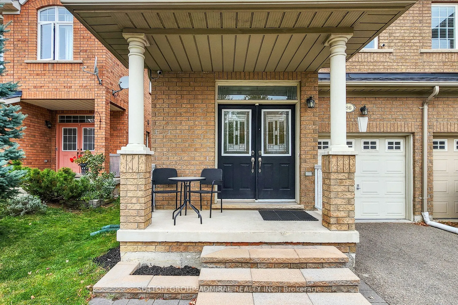 86 Autumn Hill Boulevard